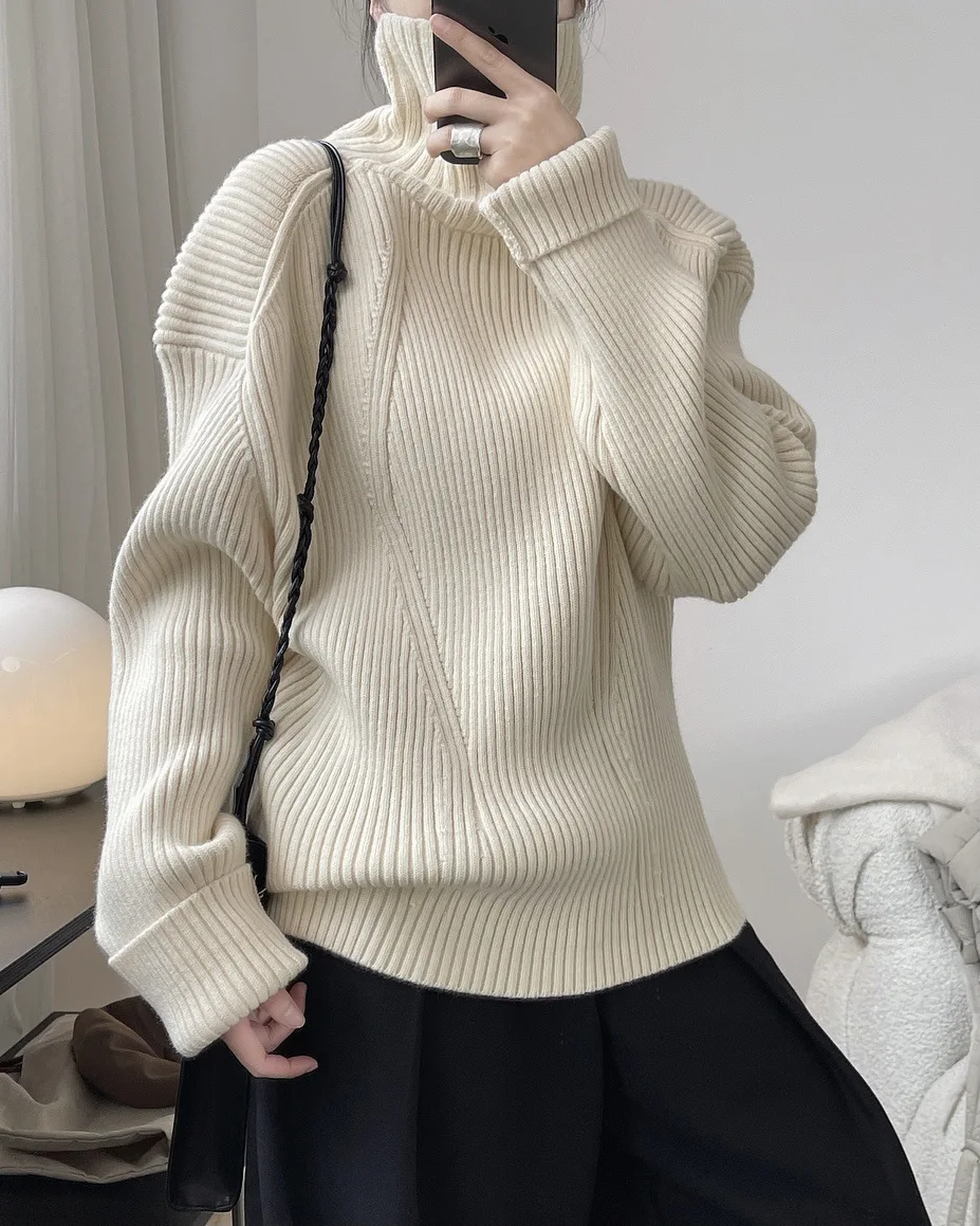 new woman beautiful design sweater