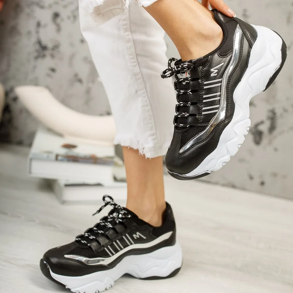 

Black-White Detail Hologram High Sole Women's Sports Shoes Comfortable Casual Women's Running Shoes