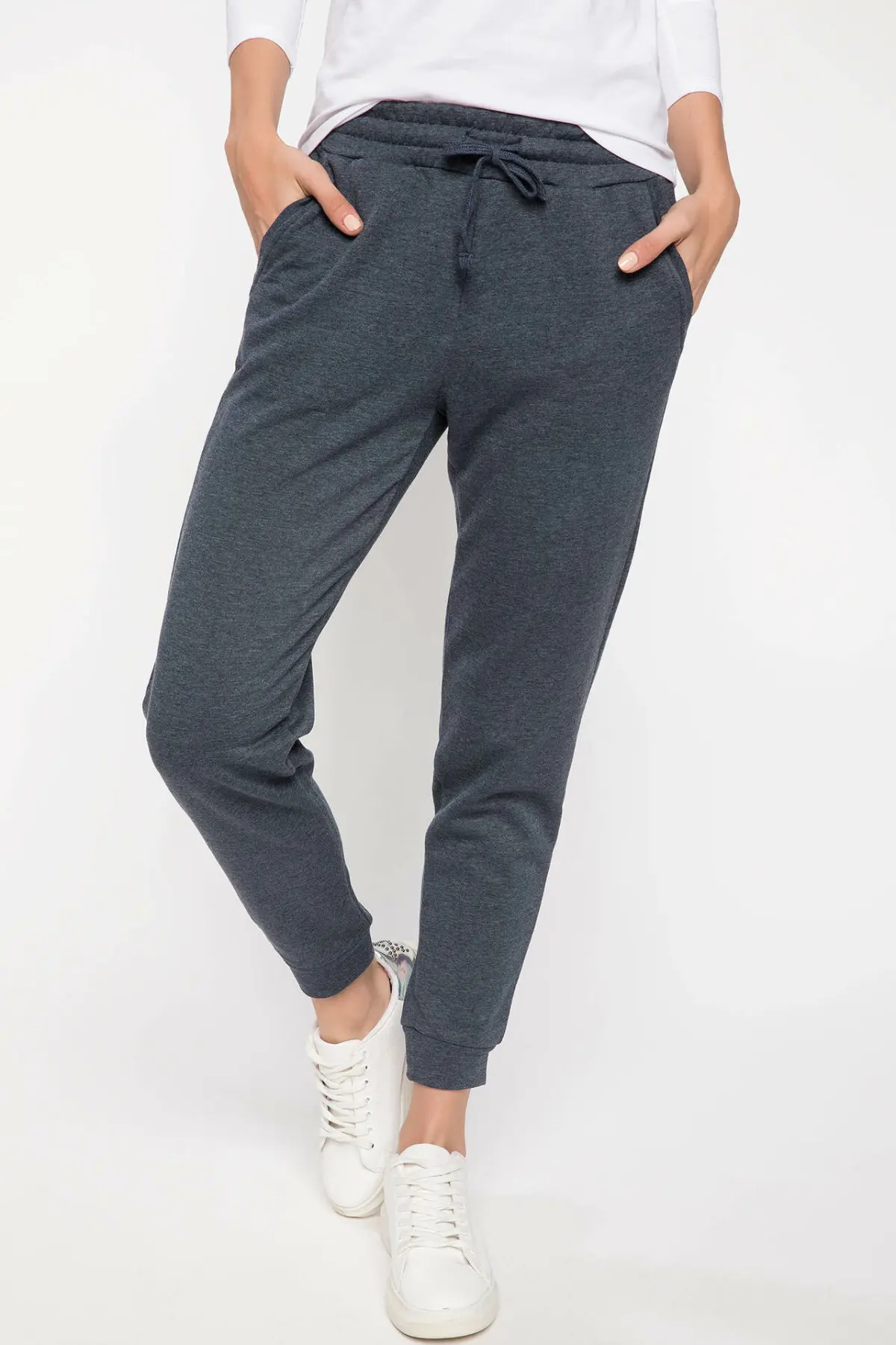 Дефакто спортивные штаны осенние женские свободные одноцветные брюки для