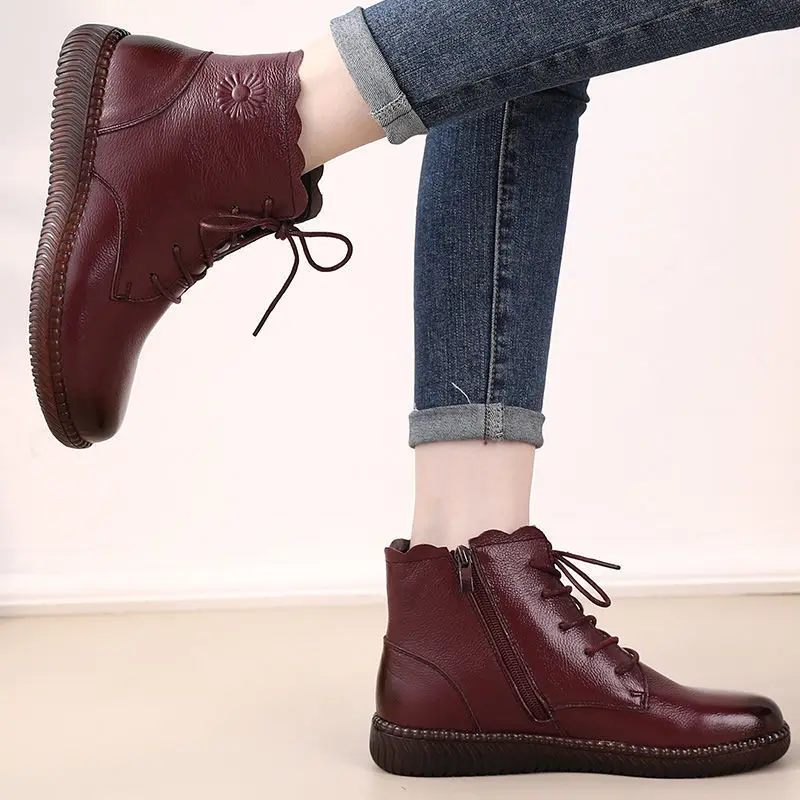 Concise Leather Ankle Boots For Women Designer Oxford Shoes Red Fury Booties Ladies Short Plush Snow Boots Woman Winter Shoes