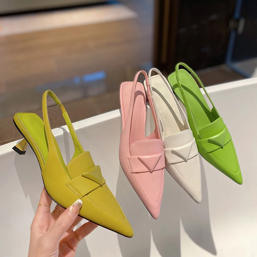 Женские сандалии с острым носком на низком каблуке размеры 39 по заводской цене 2022