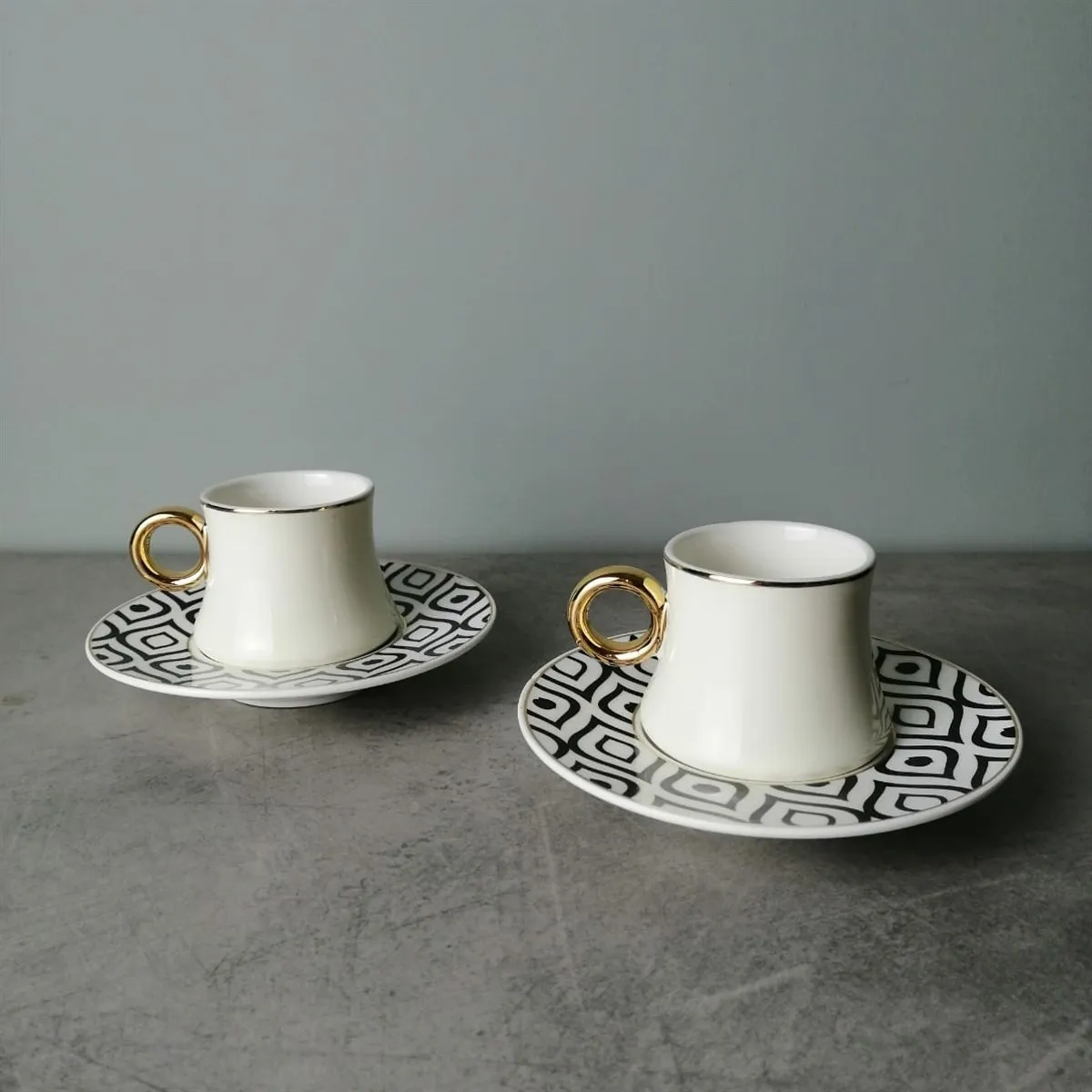 

Europian Brand Porcelain Turkish Coffee Sets 4 pcs Sugar bowl CCoffee cups mug coffee mug arabic Tea puer cups mugs for home
