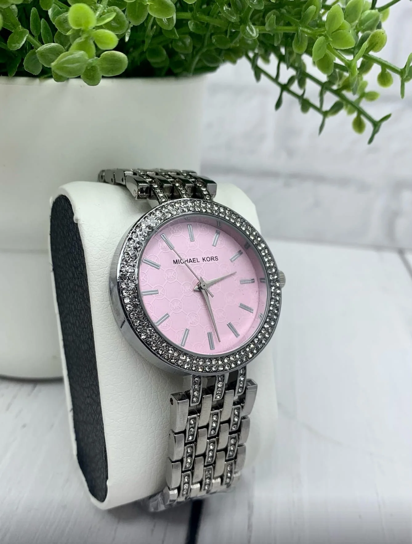 Women's stylish watch Michael Kors 