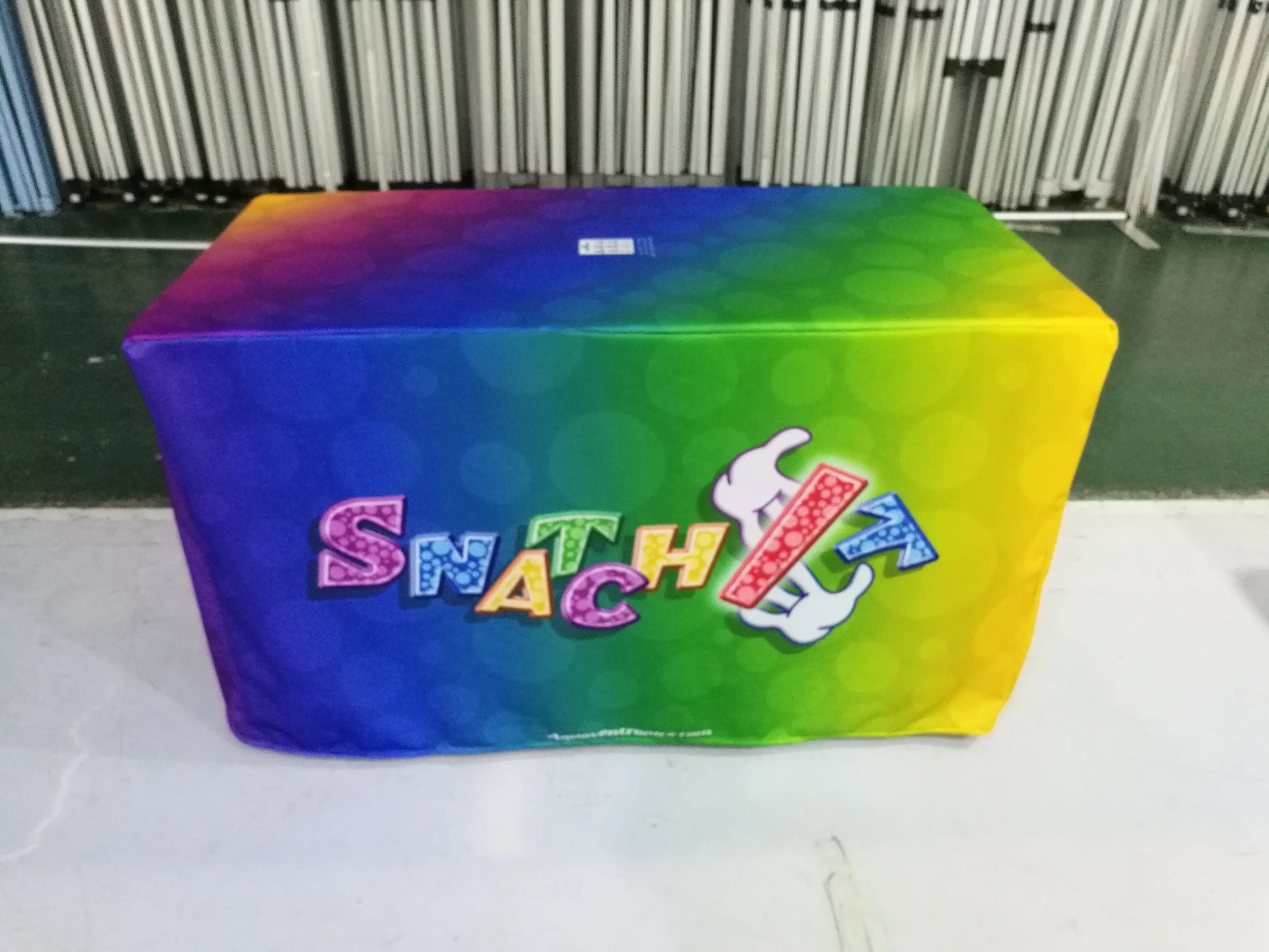 Пользовательская Торговая выставка приталенная юбка графический принт |