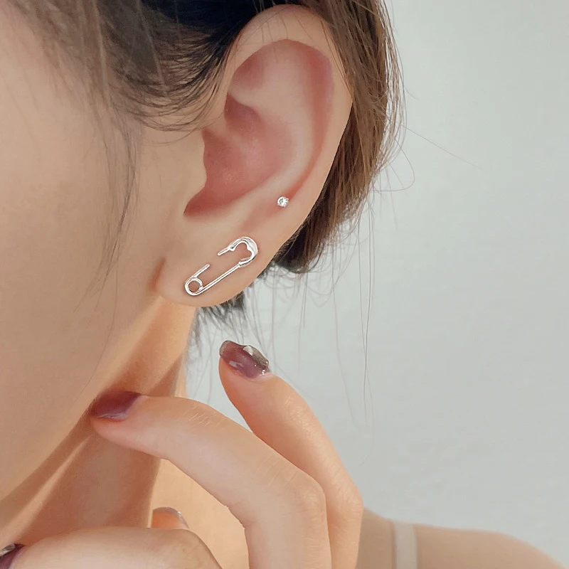 

Tiny Pin Stud Earrings Unisex Paper Clip Earrings Pins Earrings Exquisite Jewelry Gift for Women Men Trendy