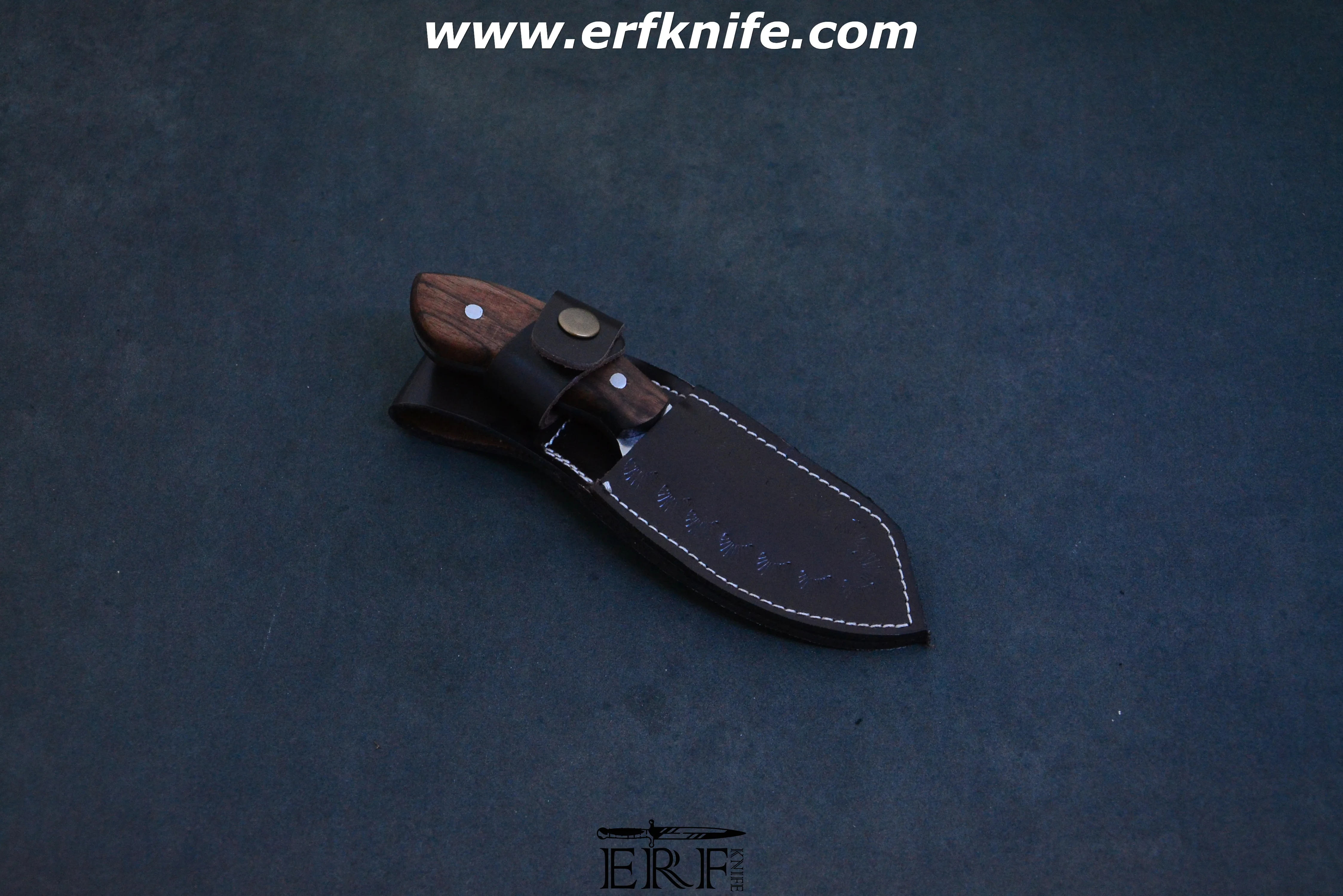 

Necklace Knife | Hunting Knife | Camping Knife | Handmade | Handcraft | Dagger | Buschcraft Deer Horn | Blade | Sharp
