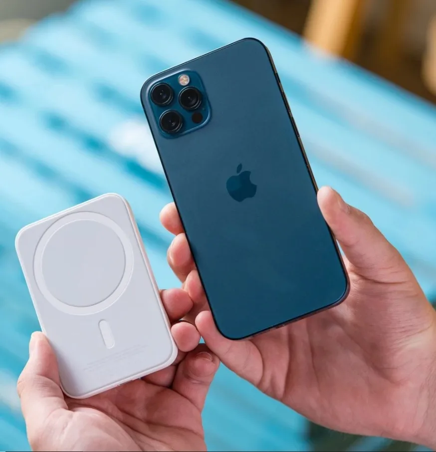 Power Bank MAGSAFE BATTERY PACK беспроводная зарядка для iphone 12 и 13 внешний портативный