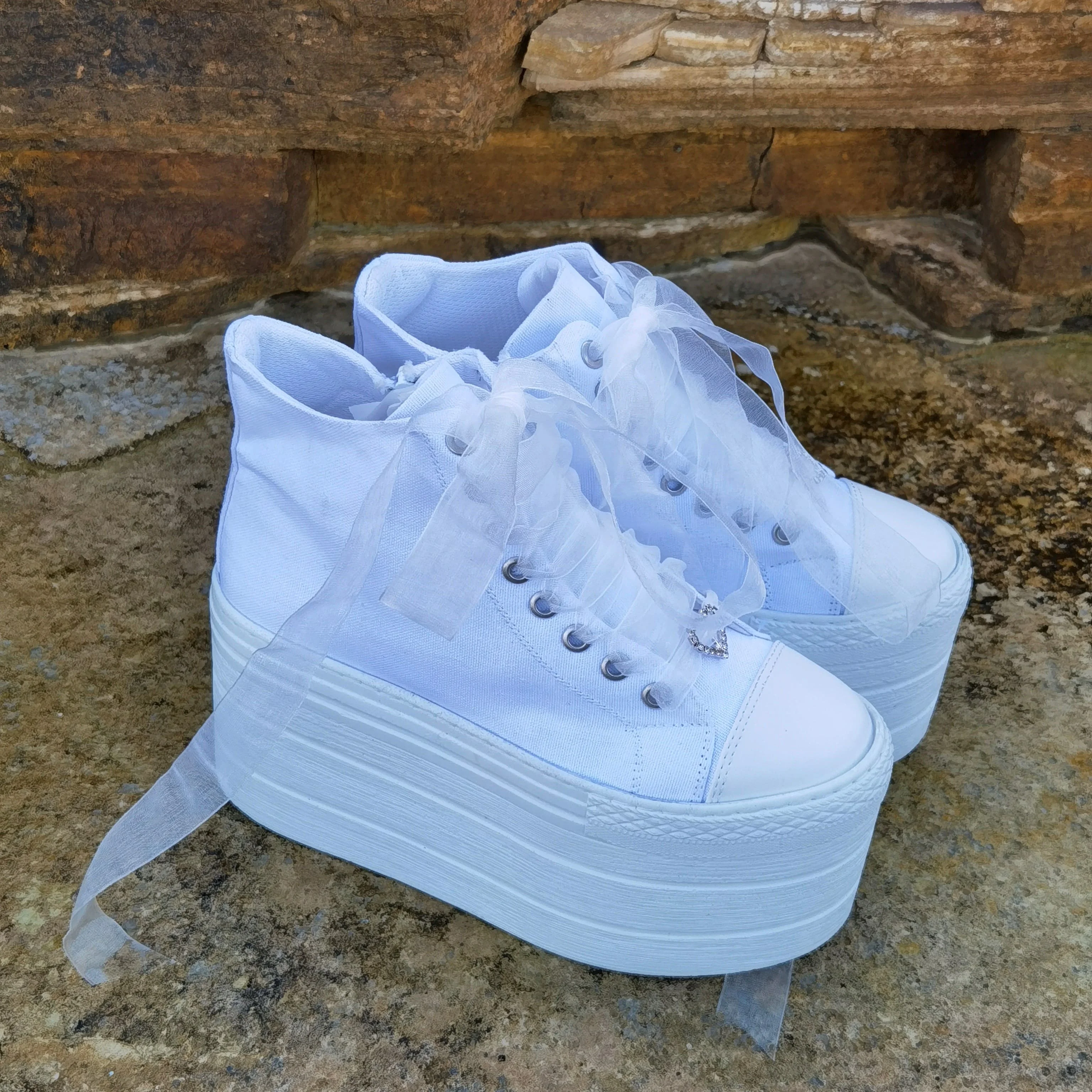 High Flat Base Full 10 CM Comfortable light comfortable Stilo Shoes quality White Women's High-Sole Sports Shoes High-Sole Sport