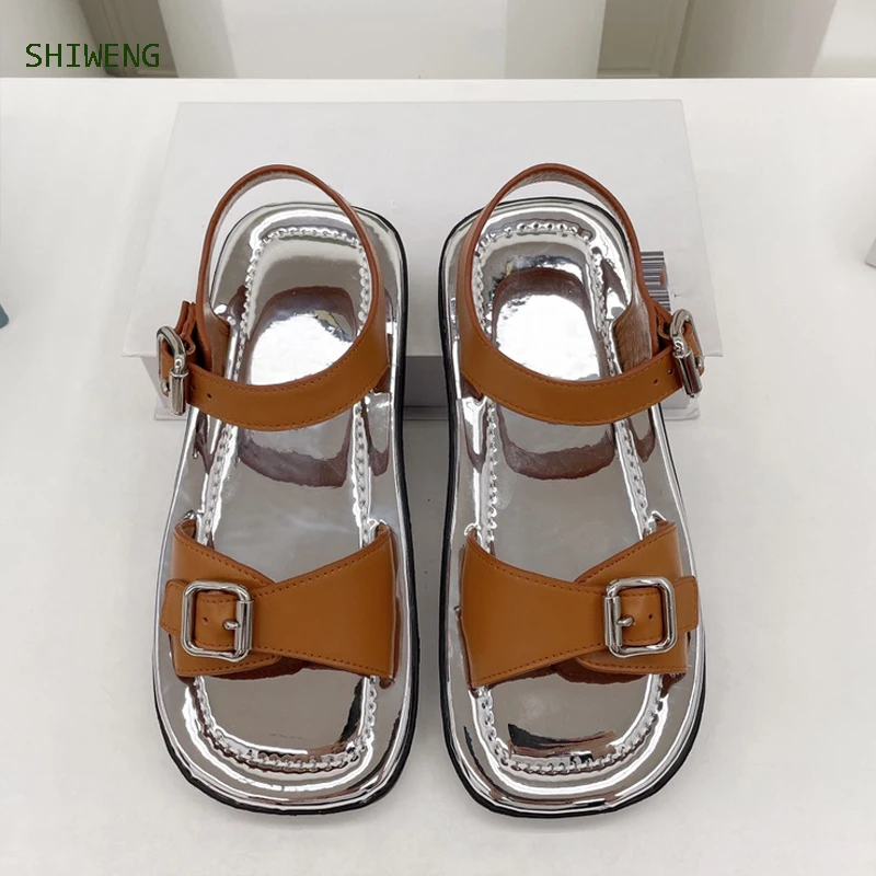 

2022 Fashion Flat Sandals Mirror Casual Sandals Women Round Toe Flat Sandals Beach Shoes