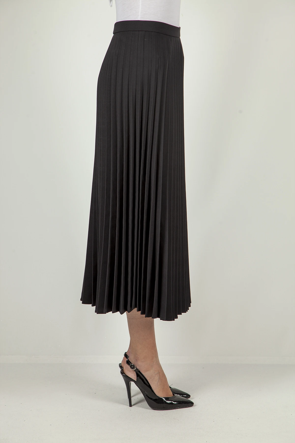 

Ardanewline Women Skirt 08024370