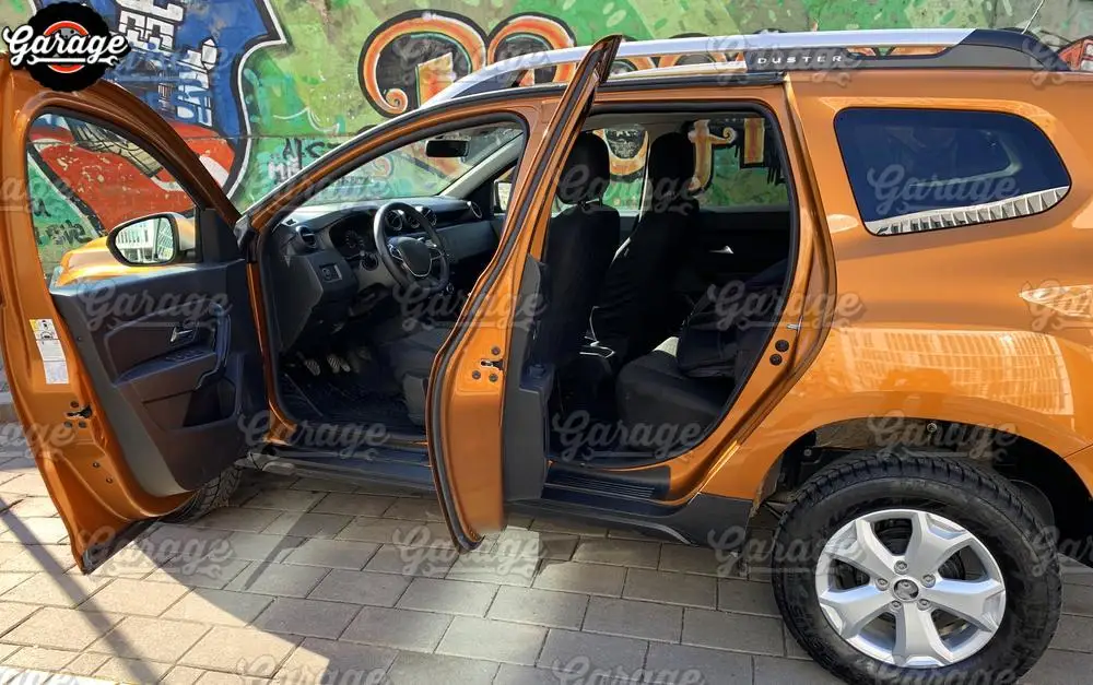 Защитные чехлы на дверные пороги для Dacia Duster 2018- / Renault 2021- ABS пластик 1 комплект/4 шт.