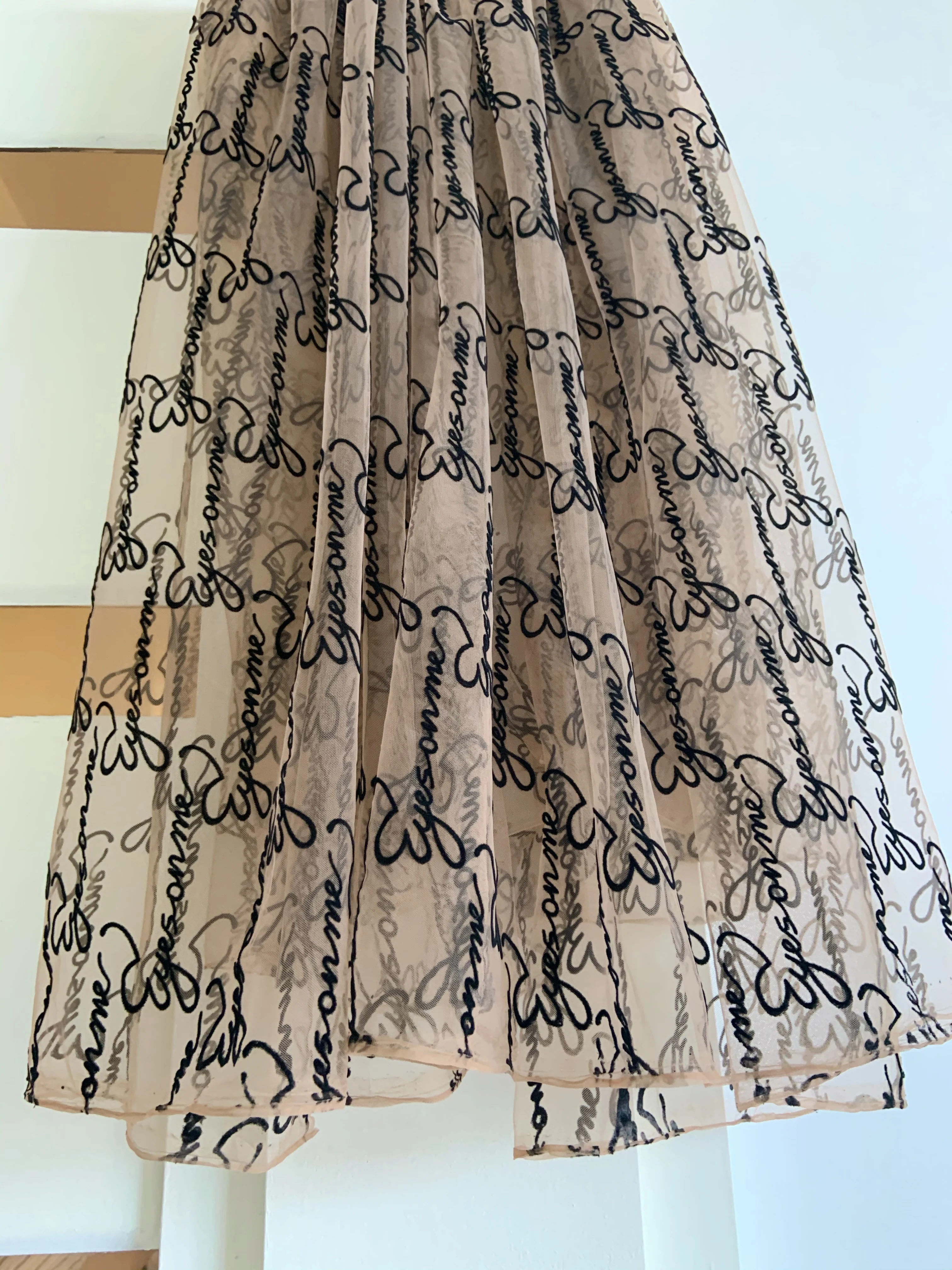 1 ярд вышитые Тюлевая сетчатая кружевная ткань с бархатом слова эластичные