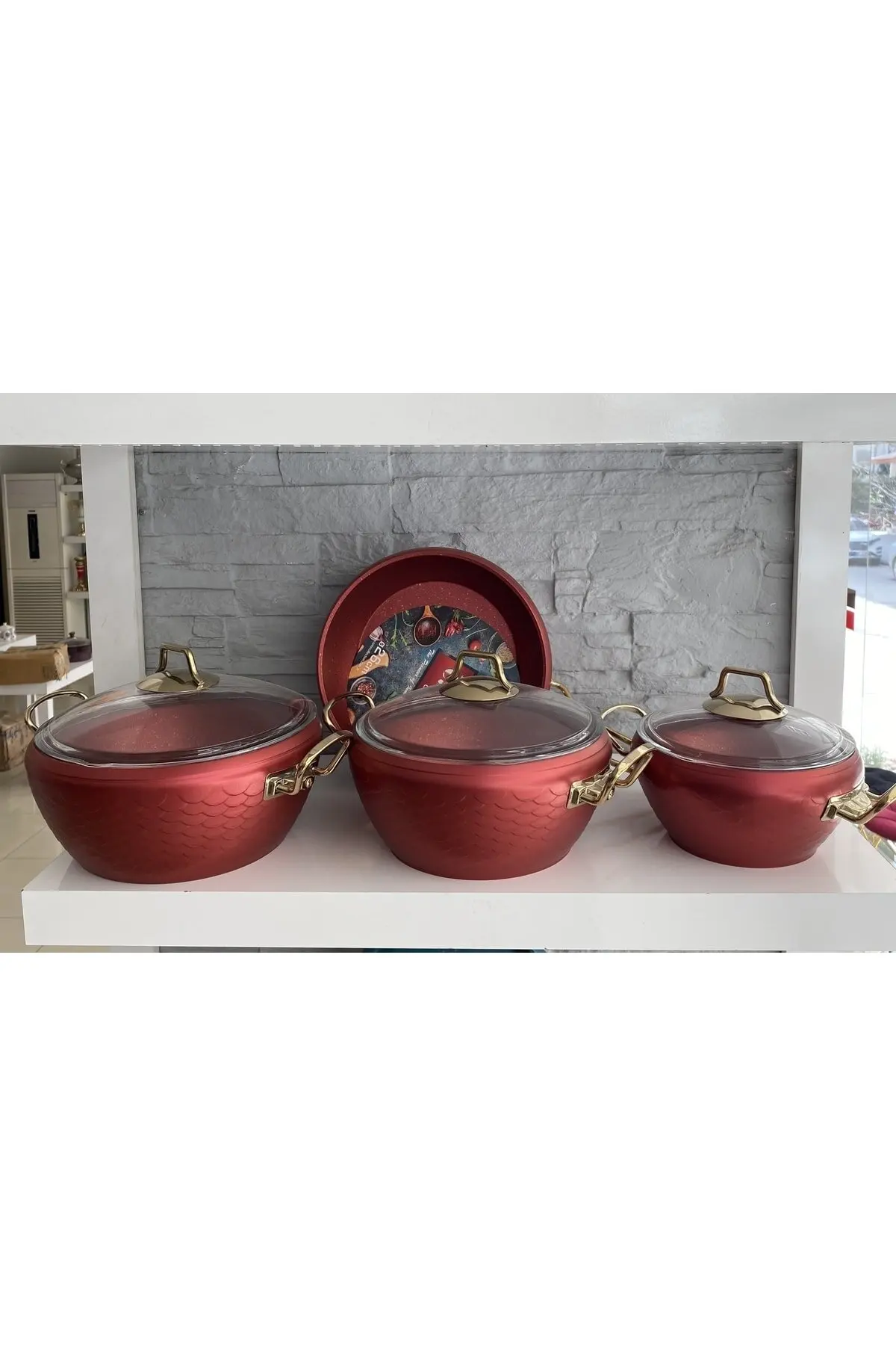 

Granite Cookware Set 7 Pieces Gold Color Handle/Red Color