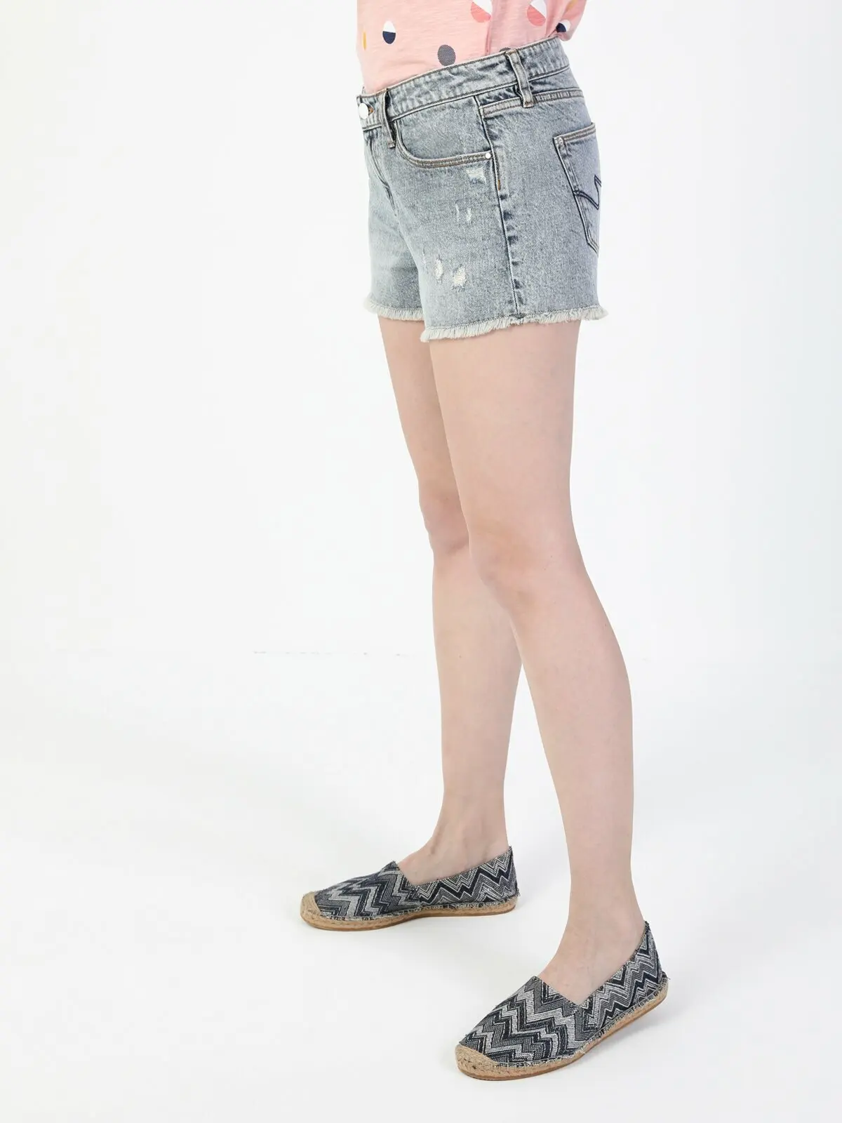 

Женские облегающие джинсовые короткие джинсы Colins, CL1049724