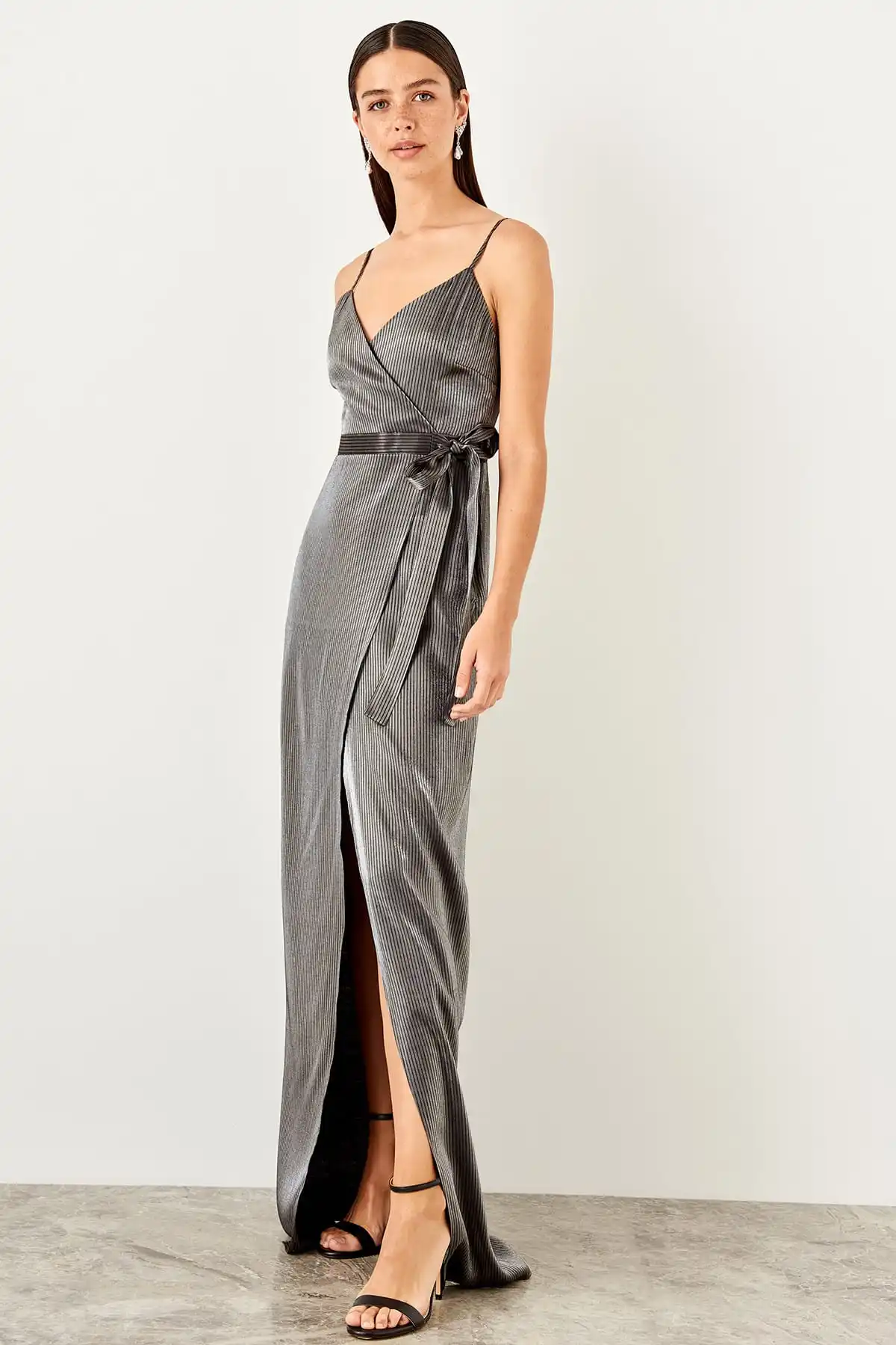 Trendyol обернутое вечернее платье TPRSS19WR0141 | Свадьбы и торжества