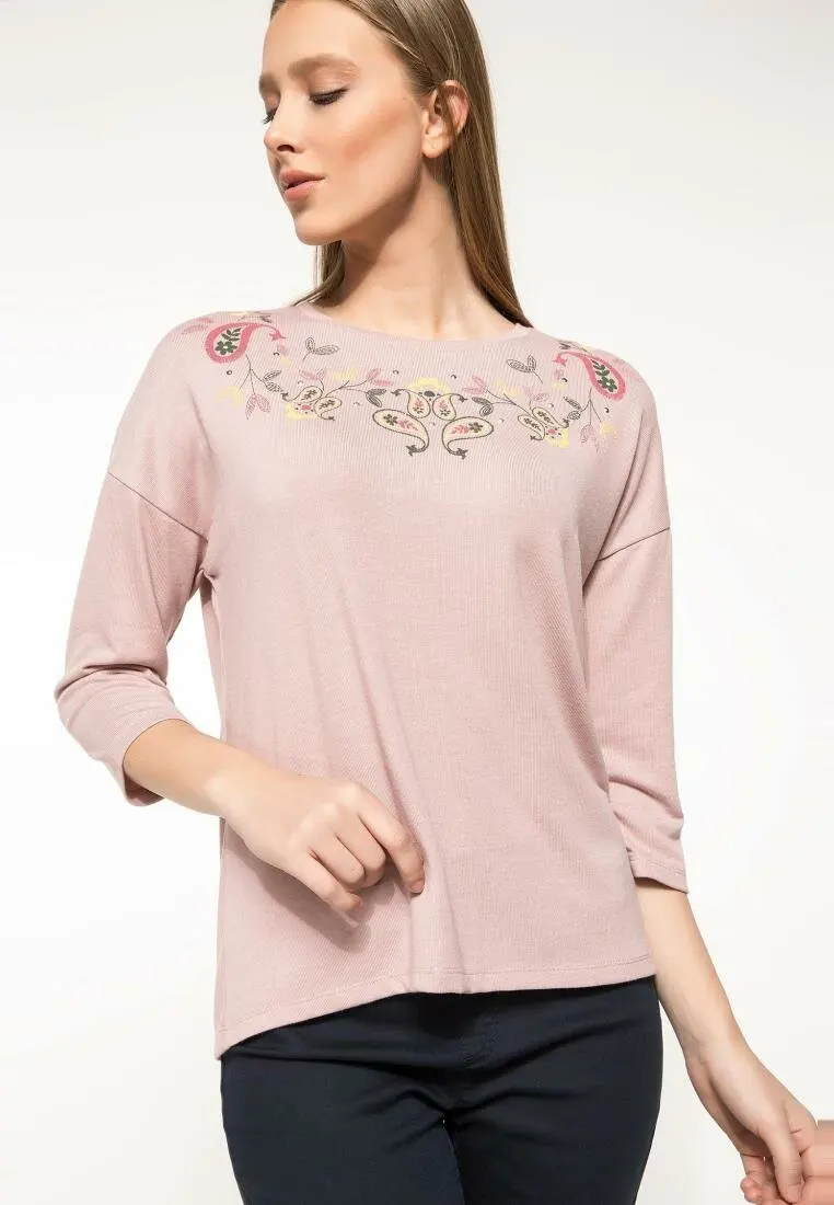 DeFacto весенние Розовые Трикотажные футболки женские повседневные с цветочным