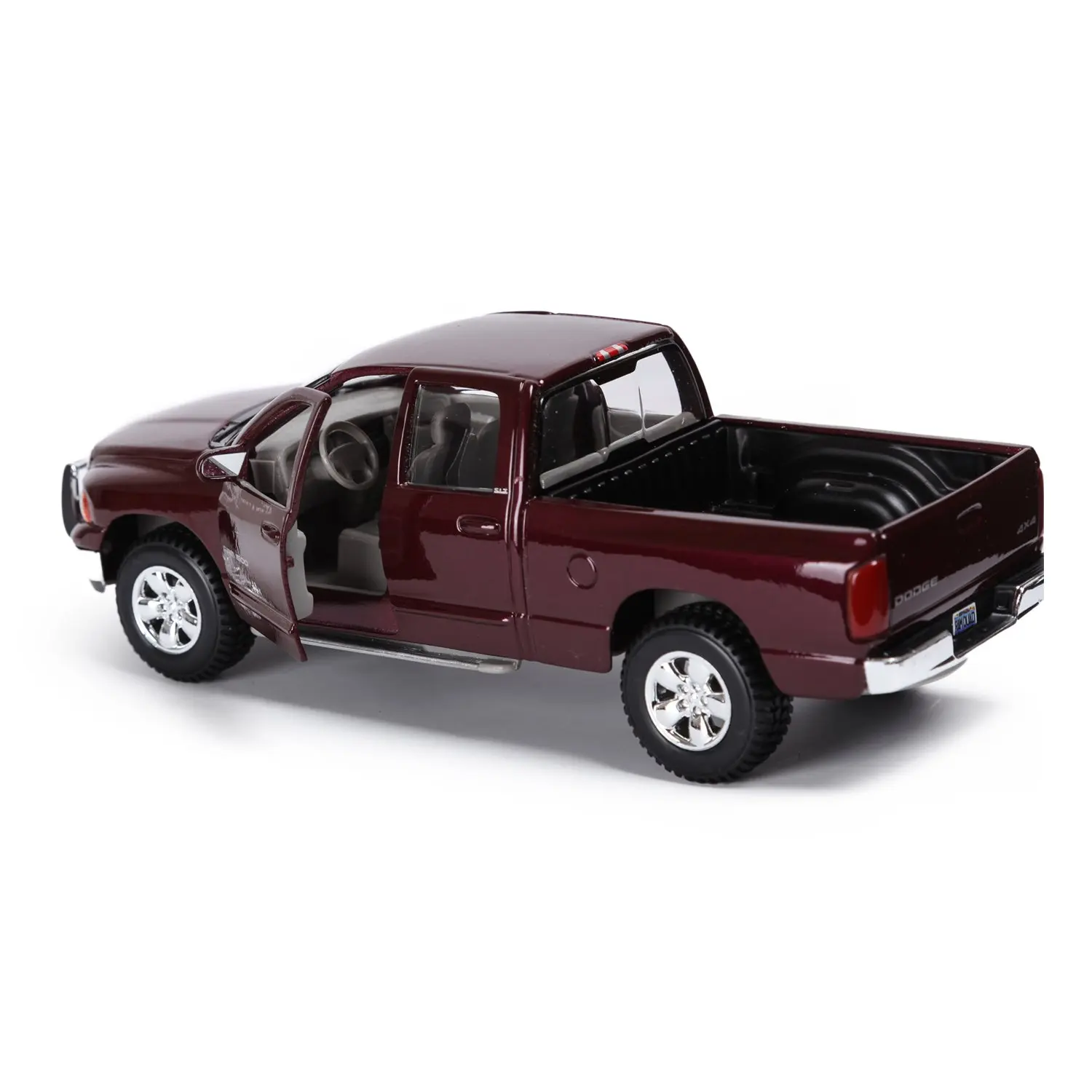 Машина MAISTO 1:24 Dodge Ram Quad Cab 2002 31963| |