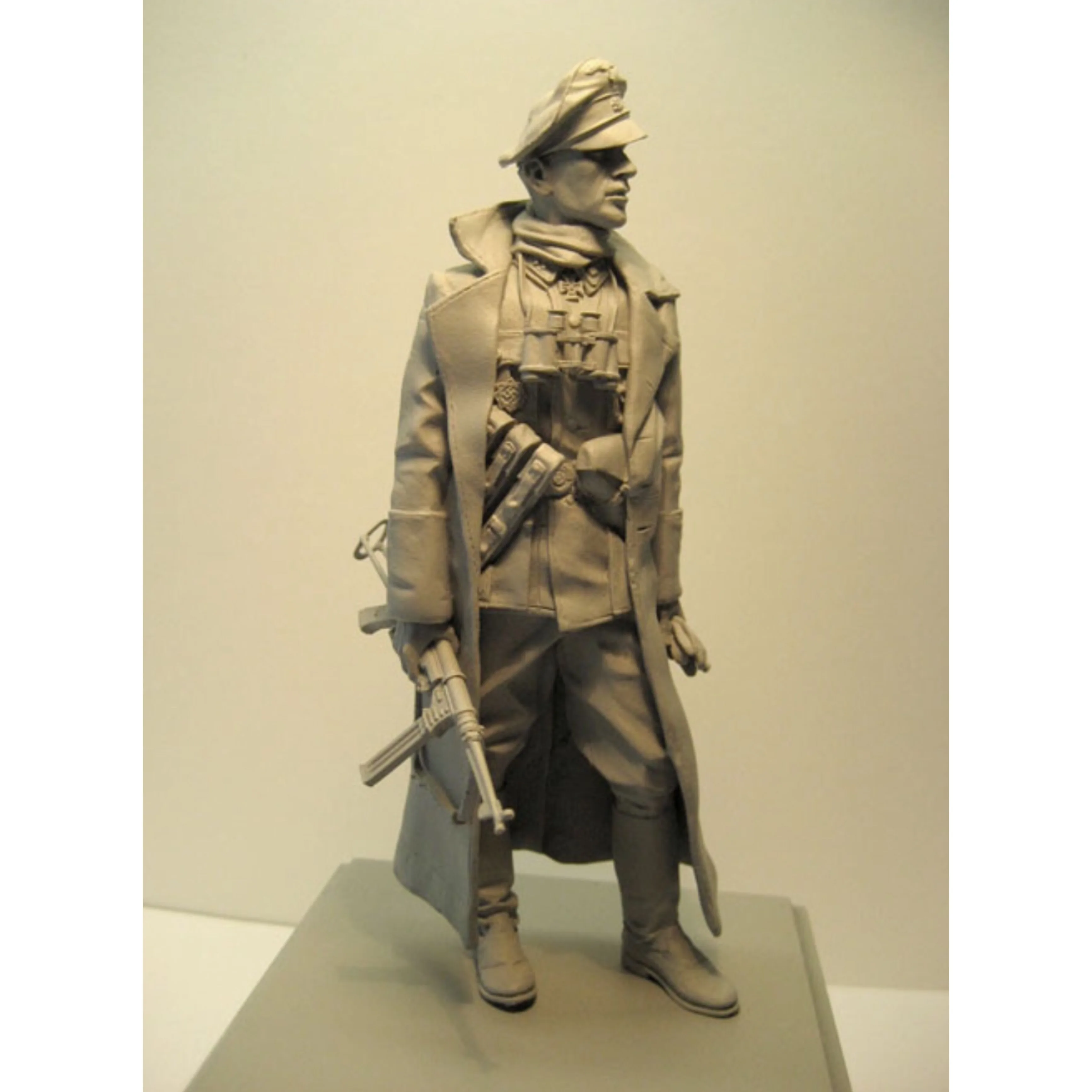 

1/16 Resin Model Figure GK , Unassembled and unpainted kit