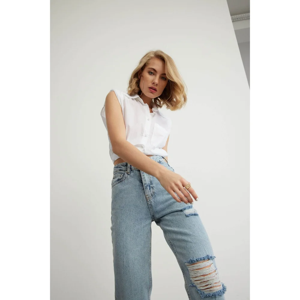 

women's pants - urban- pants - women's clothing - women's shorts- women's shorts - jeans- women's jeans- shorts jeans feminino -