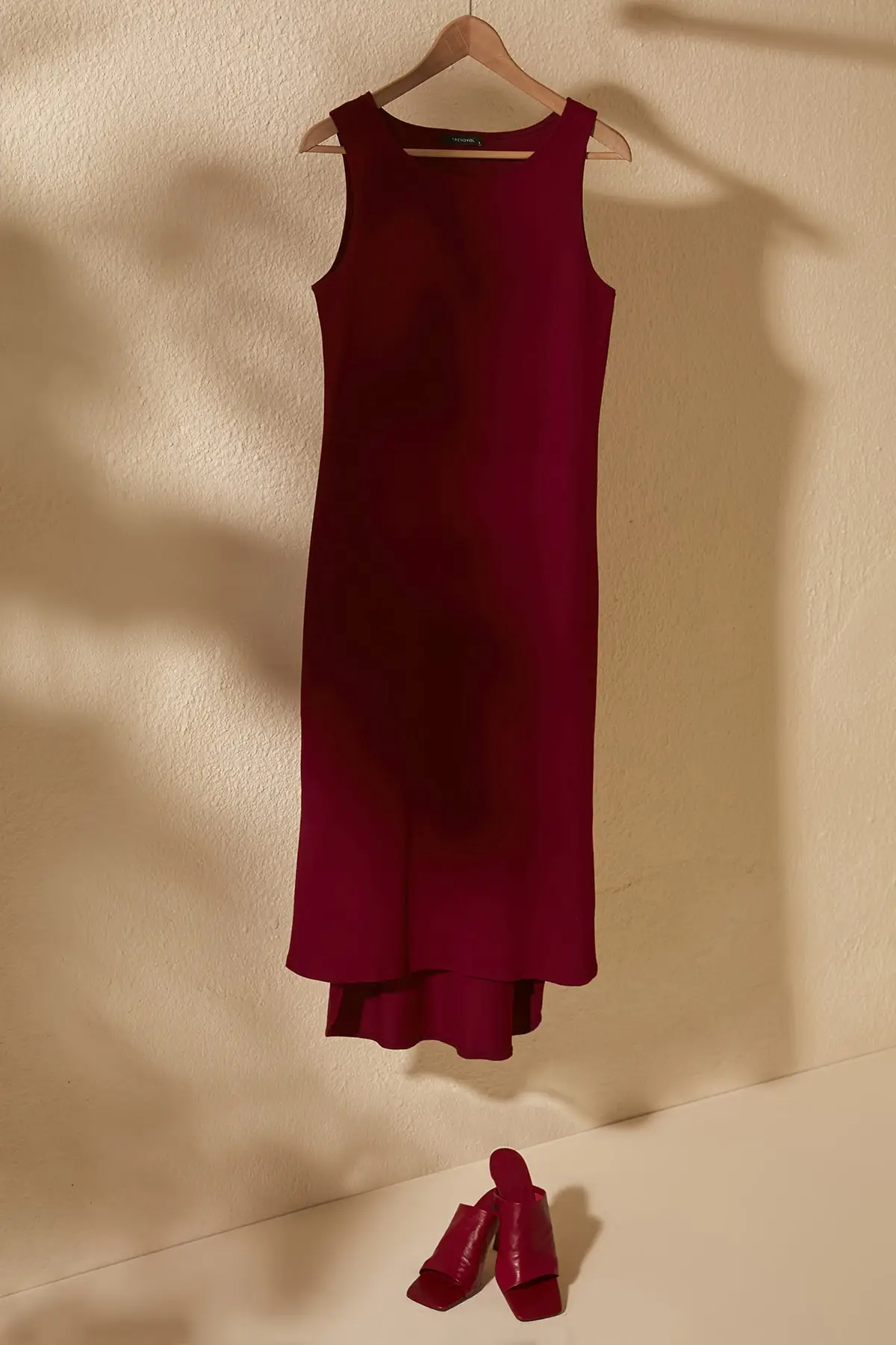 Трикотажное платье с воротником для велосипеда TWOSS19VG0317 | Женская одежда