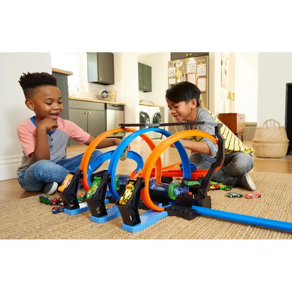 Набор игровой Hot Wheels Винтовое столкновение FTB65 | Игрушки и хобби