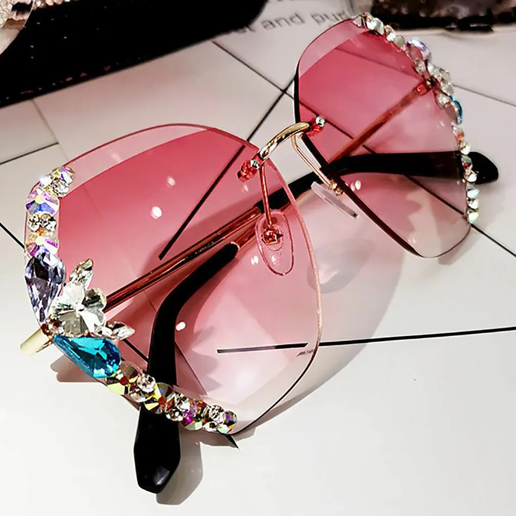 

2021 Fashion Brand Design Vintage Rimless Rhinestone Sunglasses Women Men Retro Slim Gradient Sun Glasses Female Anti UV400