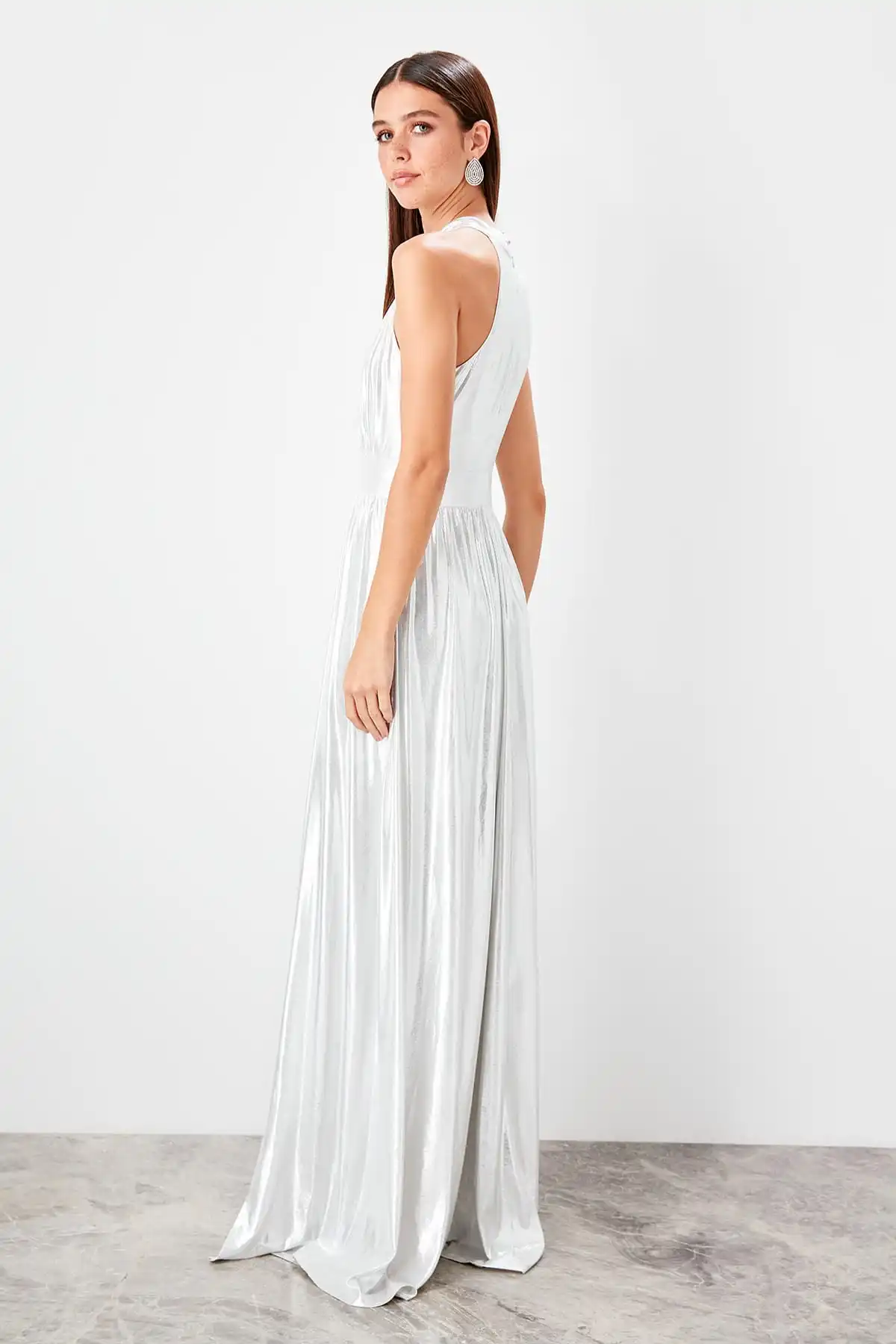 Trendyol вечернее платье с бретелькой на шее TPRSS19BB0565 | Свадьбы и торжества