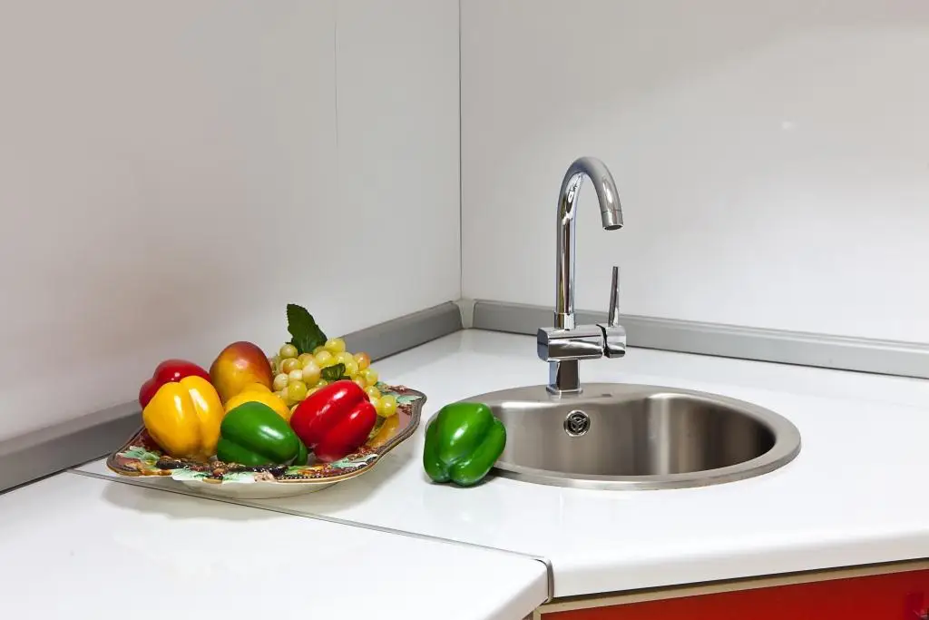 Кухонная мойка Oulin OL-357. Нержавеющая сталь. Шумопоглощающие накладки. 15 лет