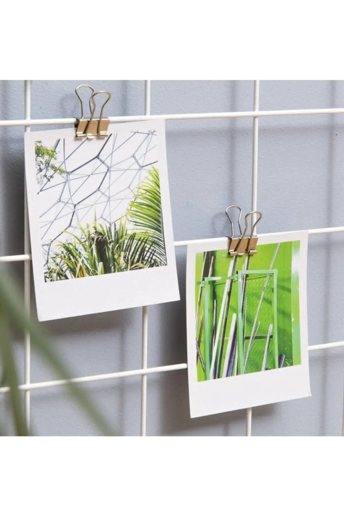 

Metal Mesh Grid Wall Hanging Photo Frame Multi-Function Panel Postcards Mesh Frame Wall Art Display Storage Rack DIY Decoration