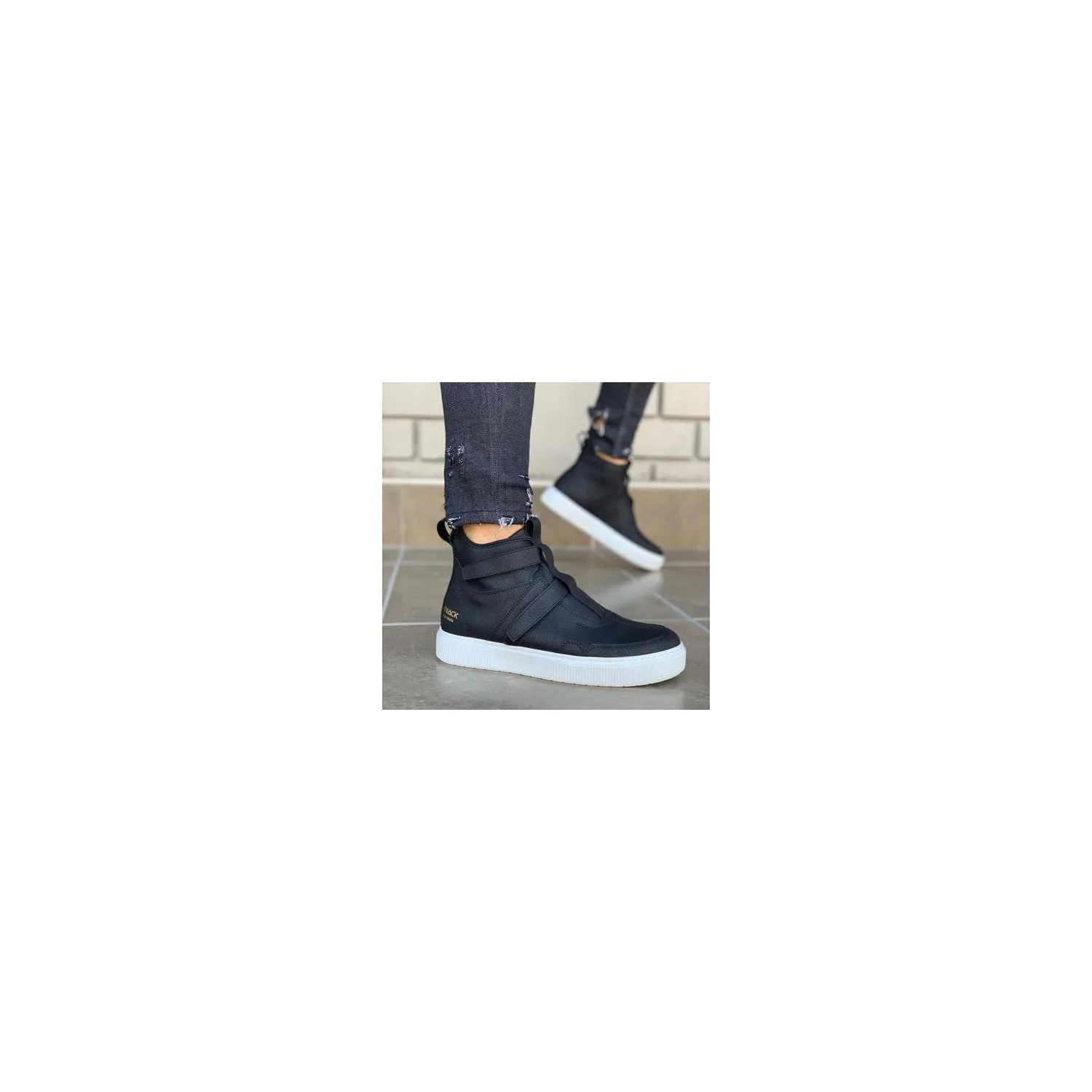 

Pabucmarketi Male Sports Boots 033 Black (White Bottom)