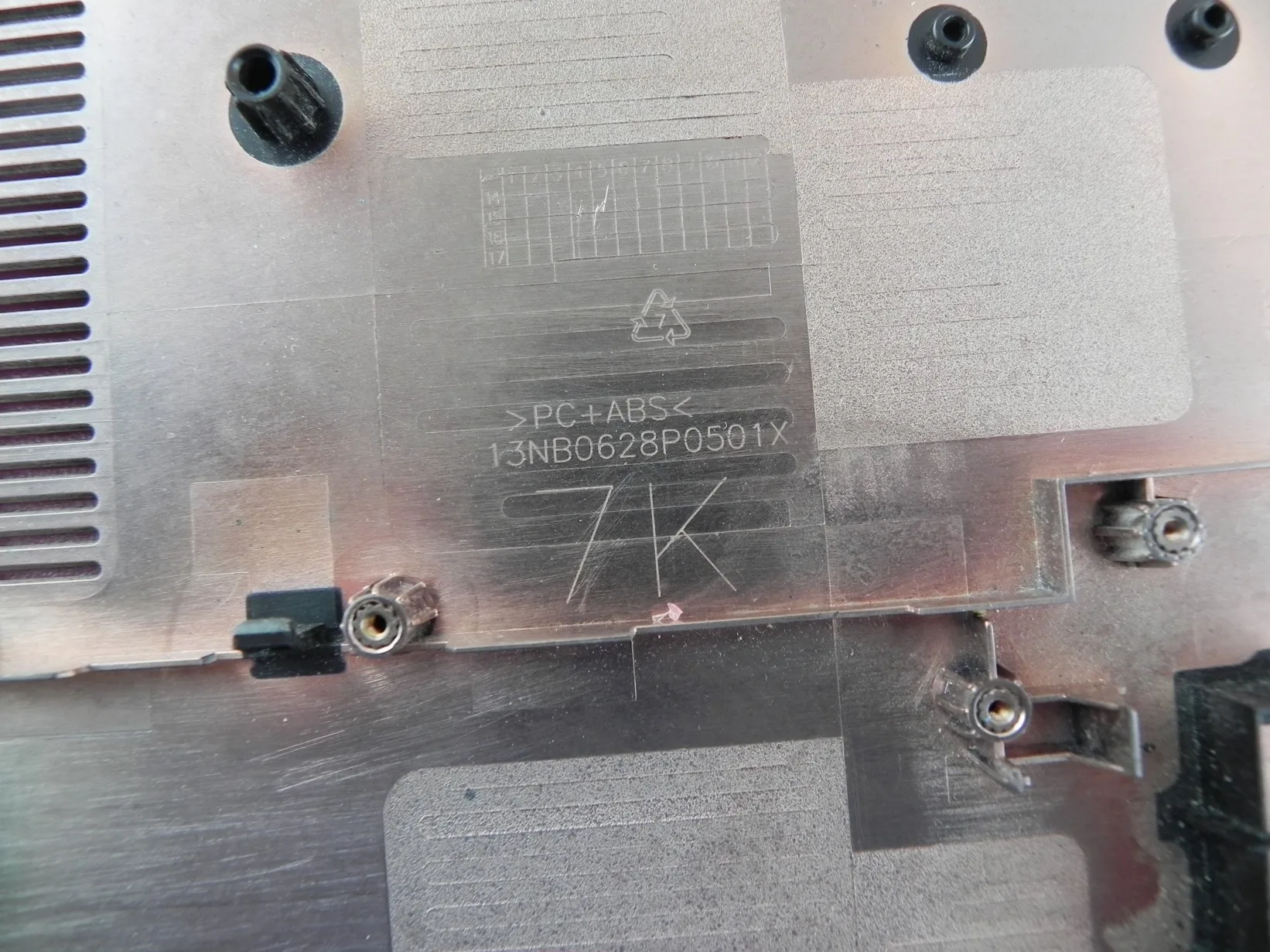 Asus X554L 15.6&quot нижняя часть корпуса поддон 13N0-R7A1C11 13NB0628AP0611