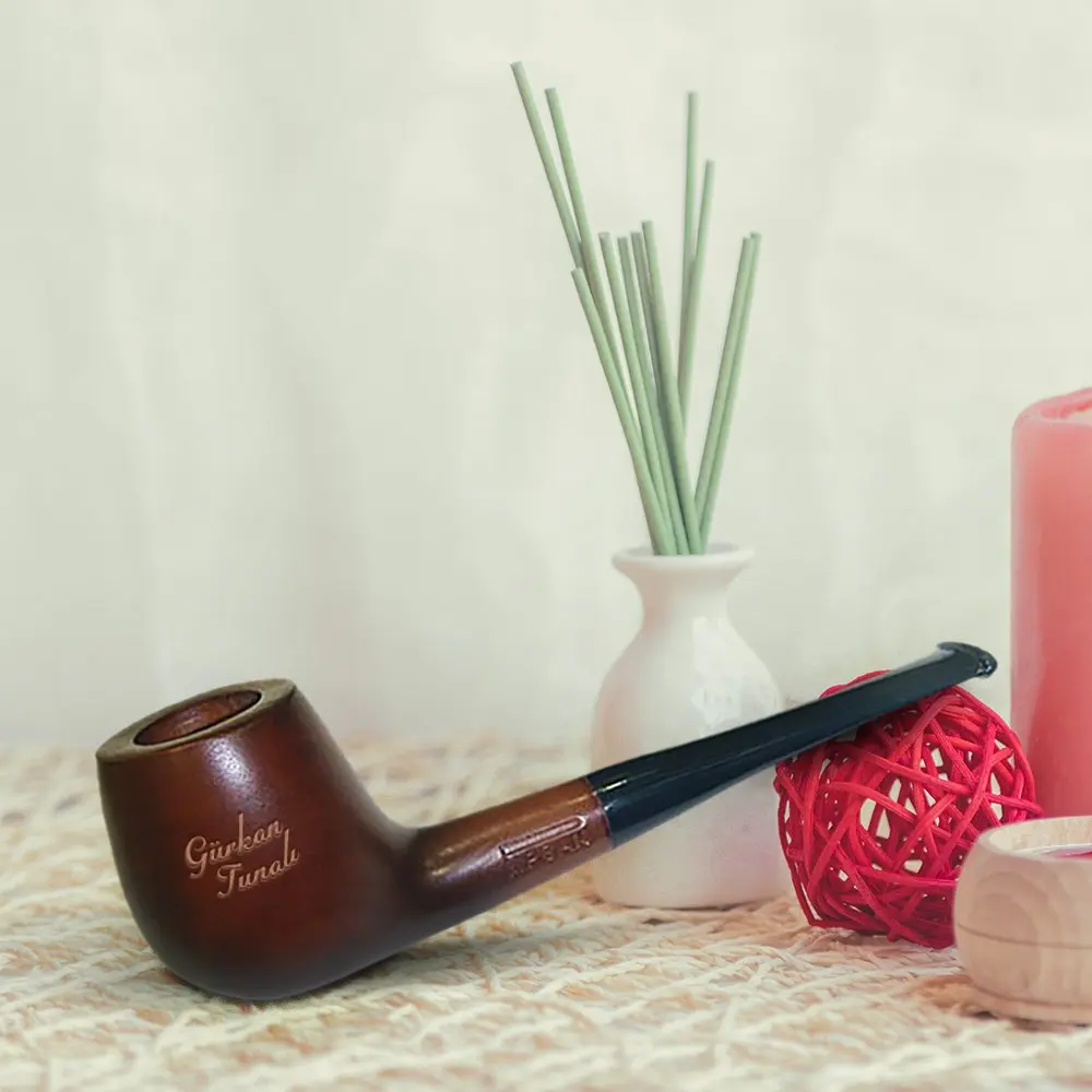 

Personalized Custom Tobacco Pipes