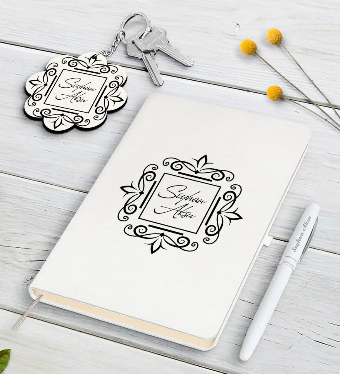 

Personalized Is White Notebook Pen And Keychain Gift Seti-1