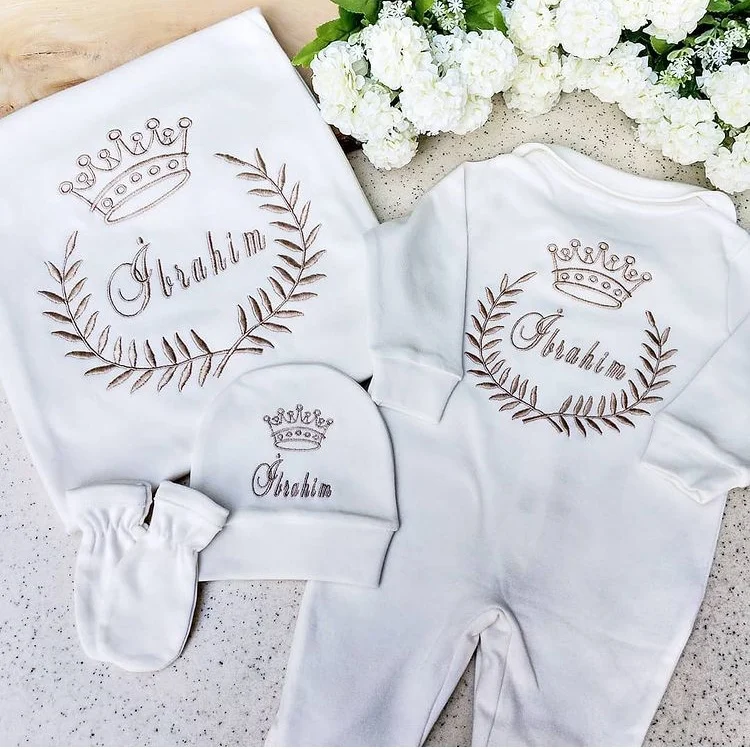 Jaju Baby Handmade, Crown and Name Embroidered Baby Rompers Set