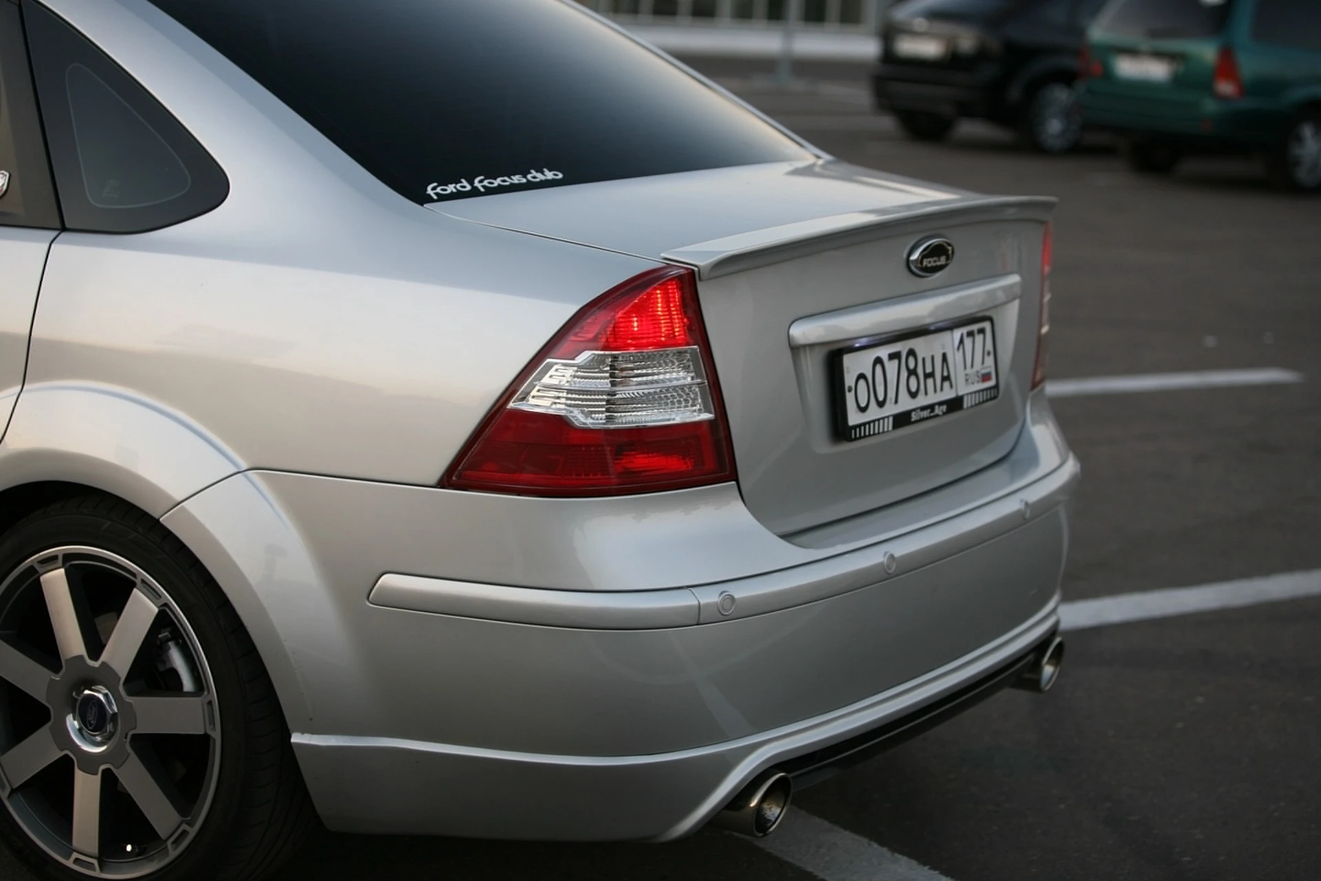 задний спойлер на форд фокус 2. спойлер форд фокус седан. спойлер на ford focus 2. спойлер форд фокус 2 седан дорестайлинг. спойлер фокус 2 седан.