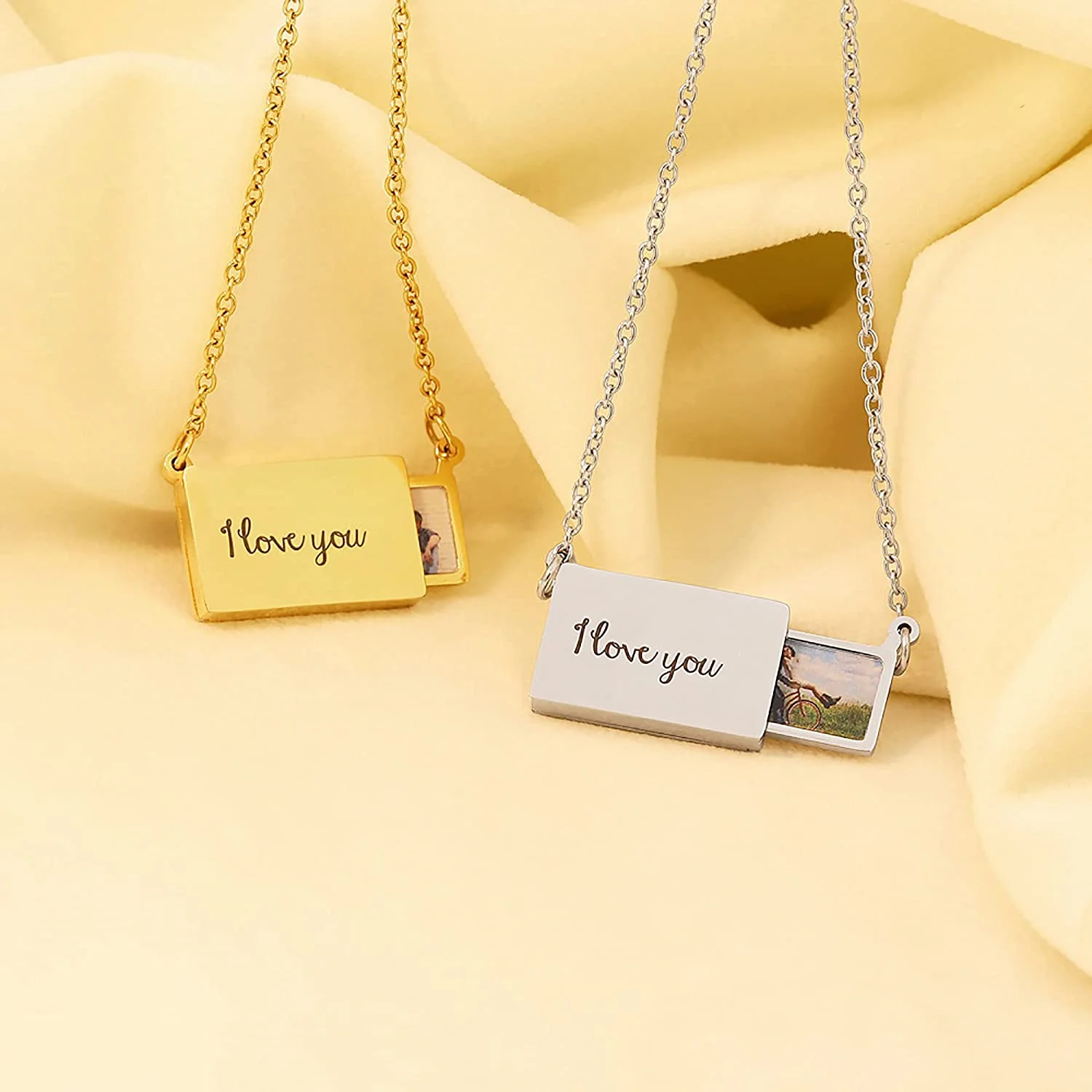 Custom Pull-Out Envelope Necklace Personalized Engraved Photo Locket Unique Pendant for Womens Girls Sliding Locket Necklace For