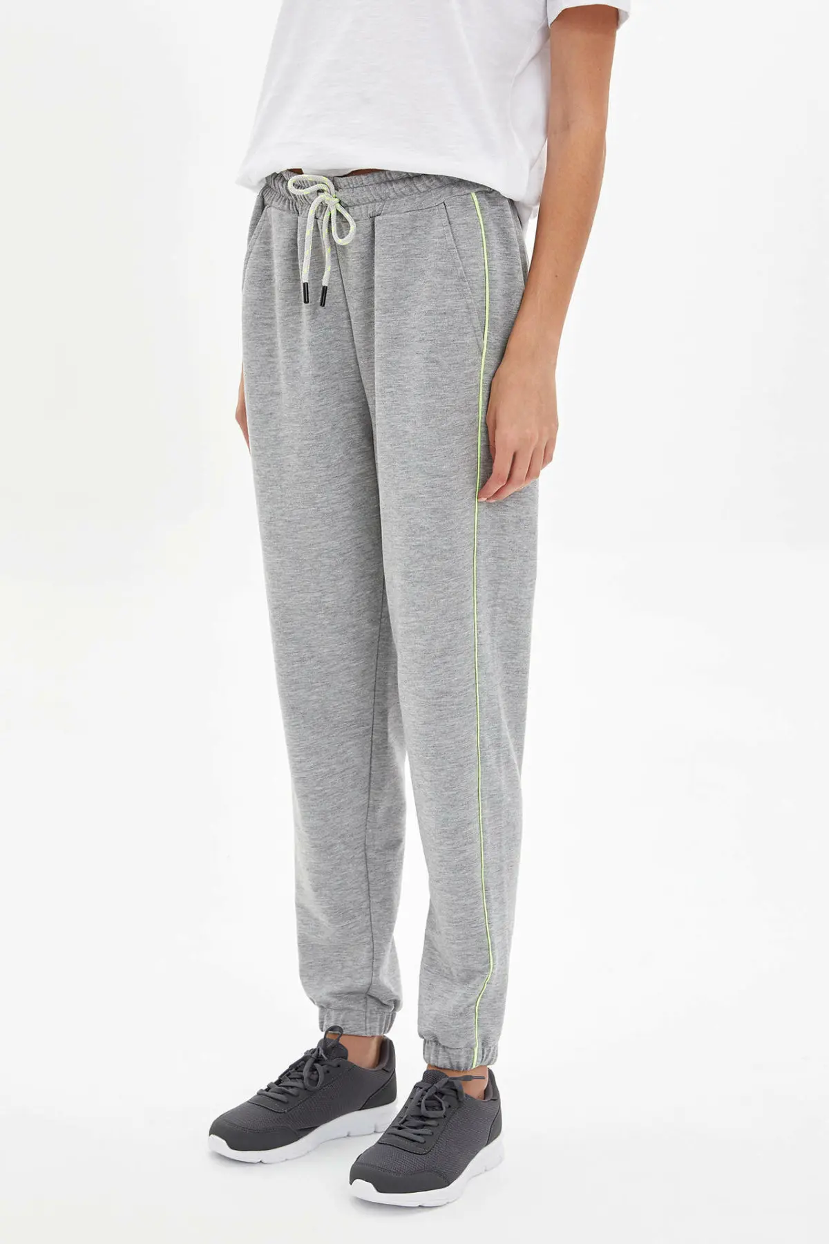 Дефакто модные повседневные женские спортивные штаны серого цвета с завязками