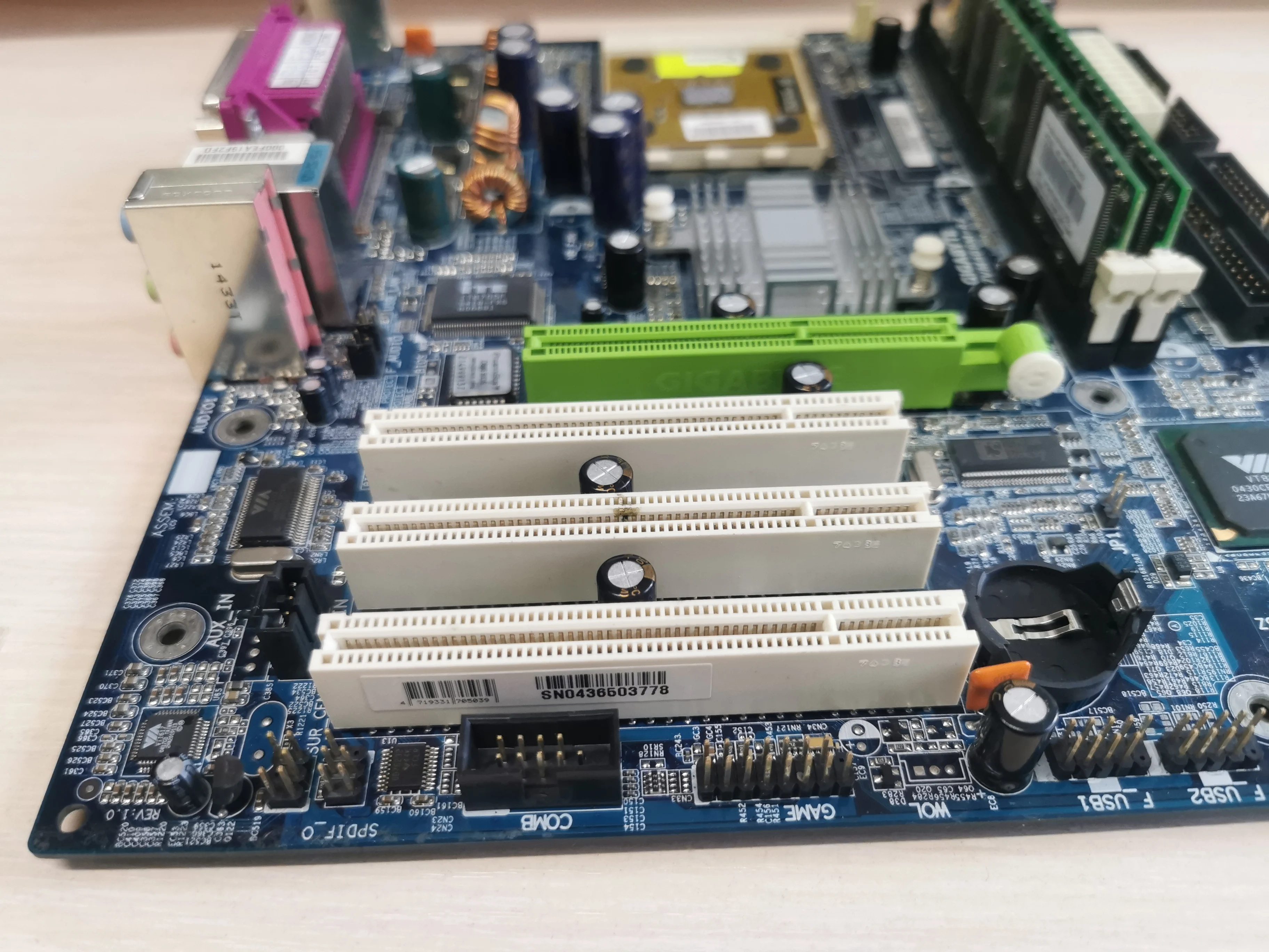 Материнская плата Gigabyte Technology GA-7VM400M-R Socket A | Компьютеры и офис