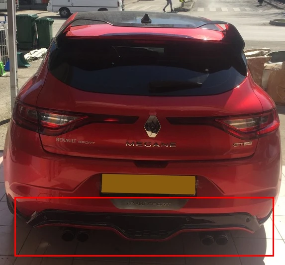 Насадка на задний бампер для хэтчбека Renault Megane 4 рассеиватель пианино черный и