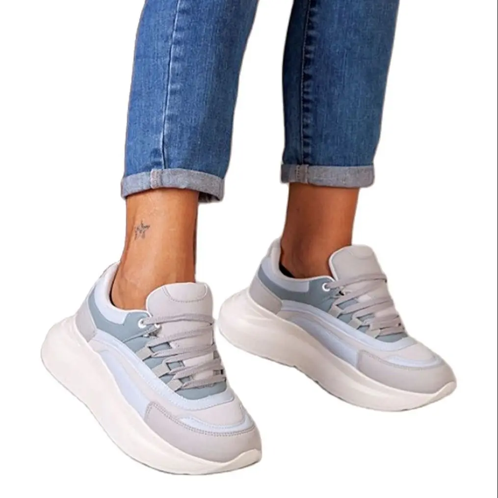 Women's Sports Shoes