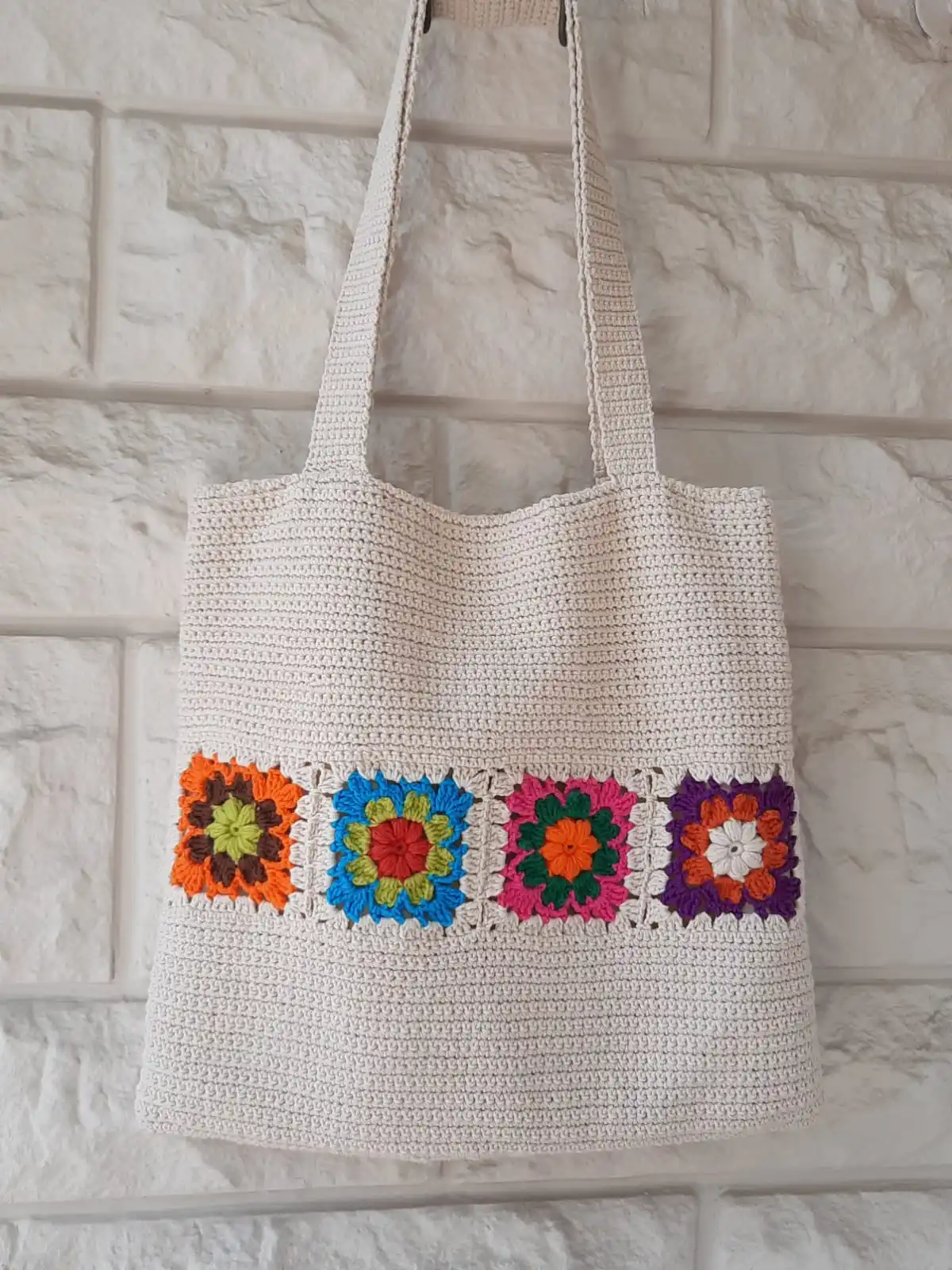 

NIFTY HANDMADE UNISEX BAG 50