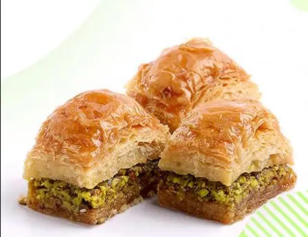 

SPECIAL BAKLAVA BAKLAVA WITH SHERBET AND Pistachio Butter (1 Kg1 KG FREE SHIPPING STUNNING AROMA BAKLAVA FREE SHI FREE SHİPPİNG