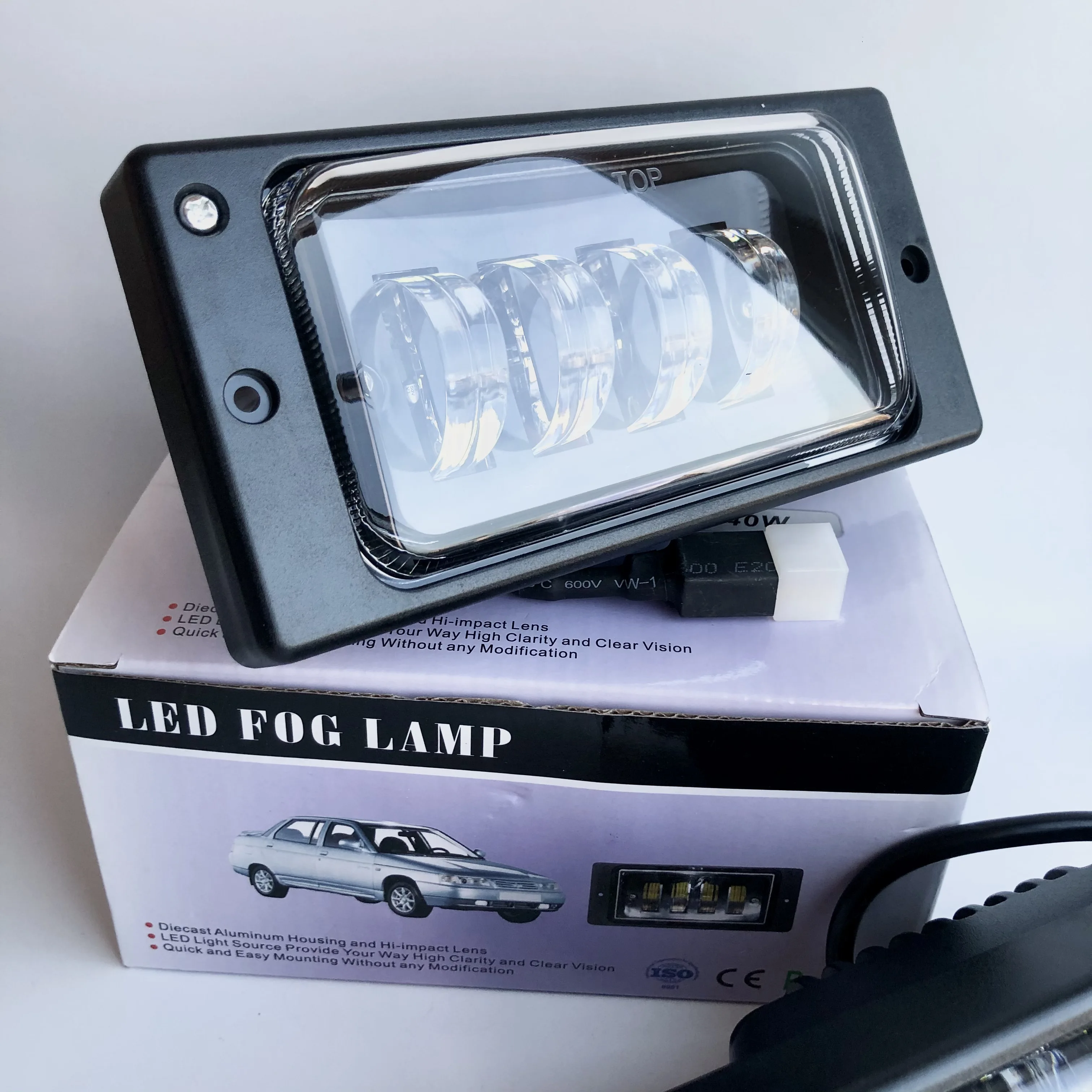 Противотуманные фары Лада 2110-2114 cветодиодные ПТФ с регулировкой (металлический