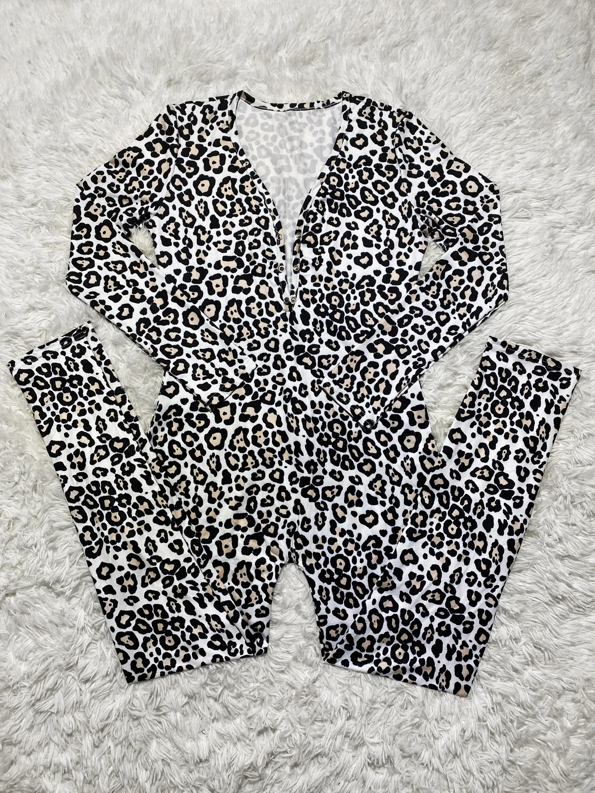 Spring Indoor Casual Leopard and Zebra Print Long-Sleeved Deep V Sexy 2022 Jumpsuit for Women