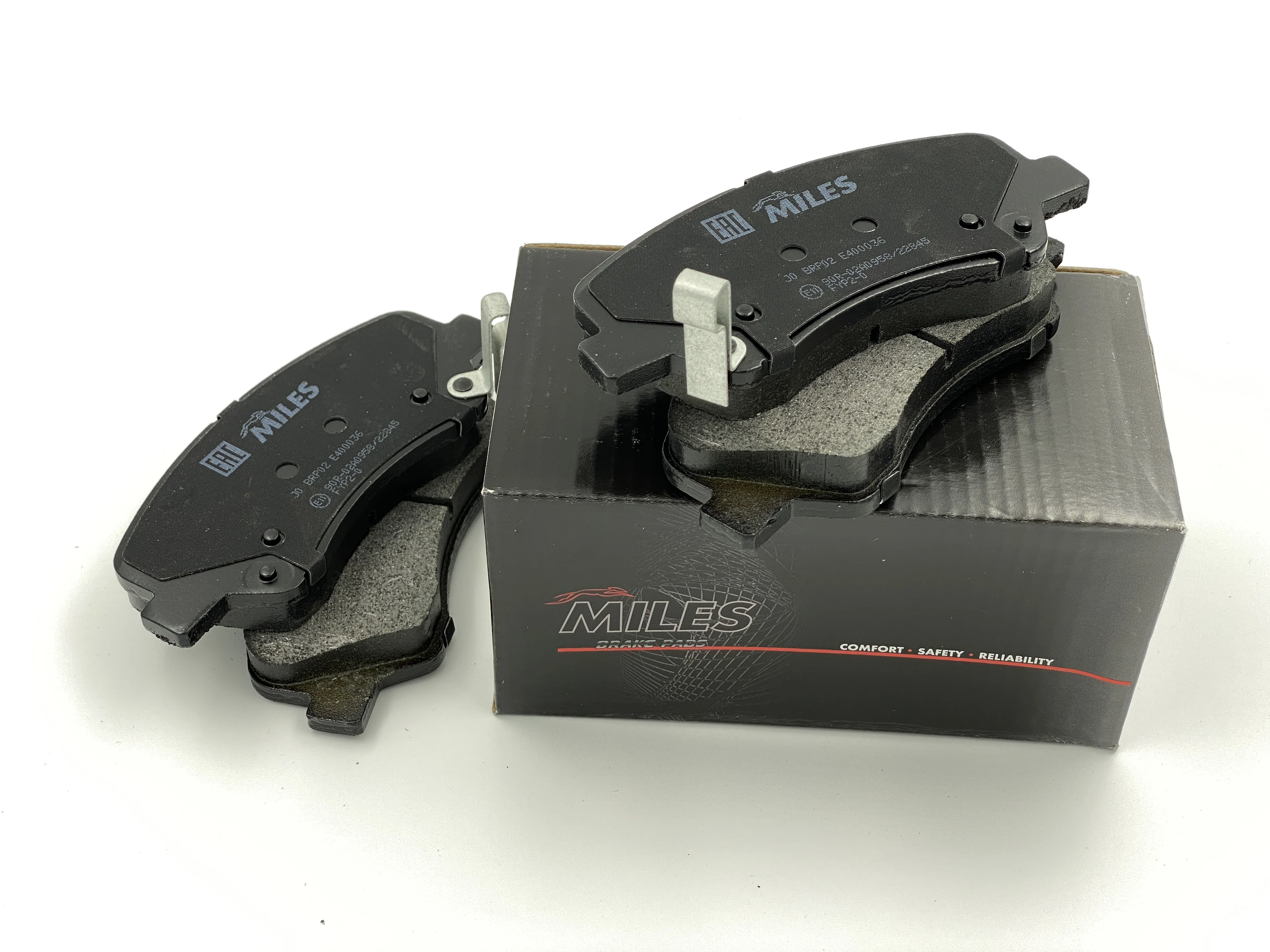 Колодки тормозные (передние) Brake pads (front) Kia Rio III Hyundai Solaris 581014LA00 581011RA00 581011RA05 |