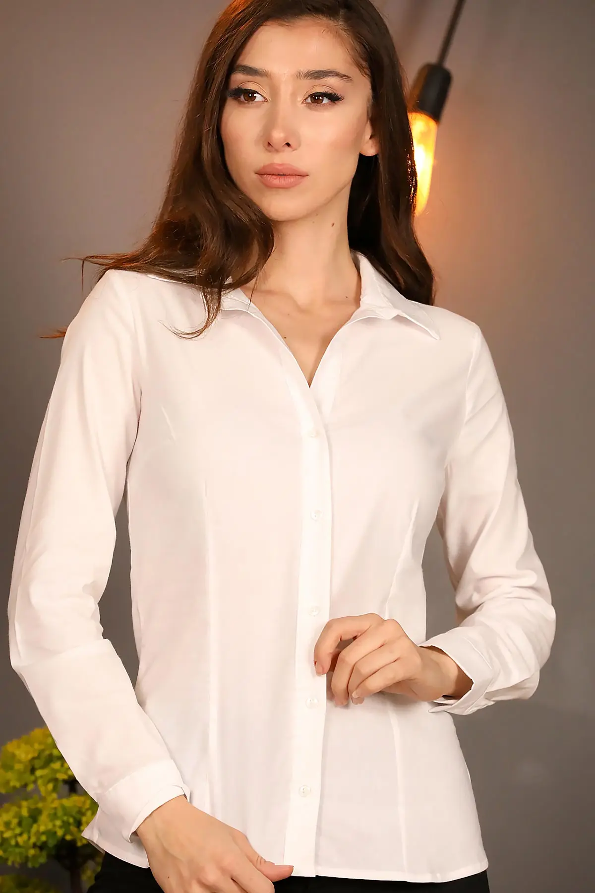

Women's 100% cotton shirt Casual or business casual soft shirt blouse Buttoned long sleeve Women's fashion Slim waist slim fit
