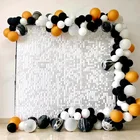 Белая панель с пайетками (блестками) для праздничного фона на вечеринках и банкетах