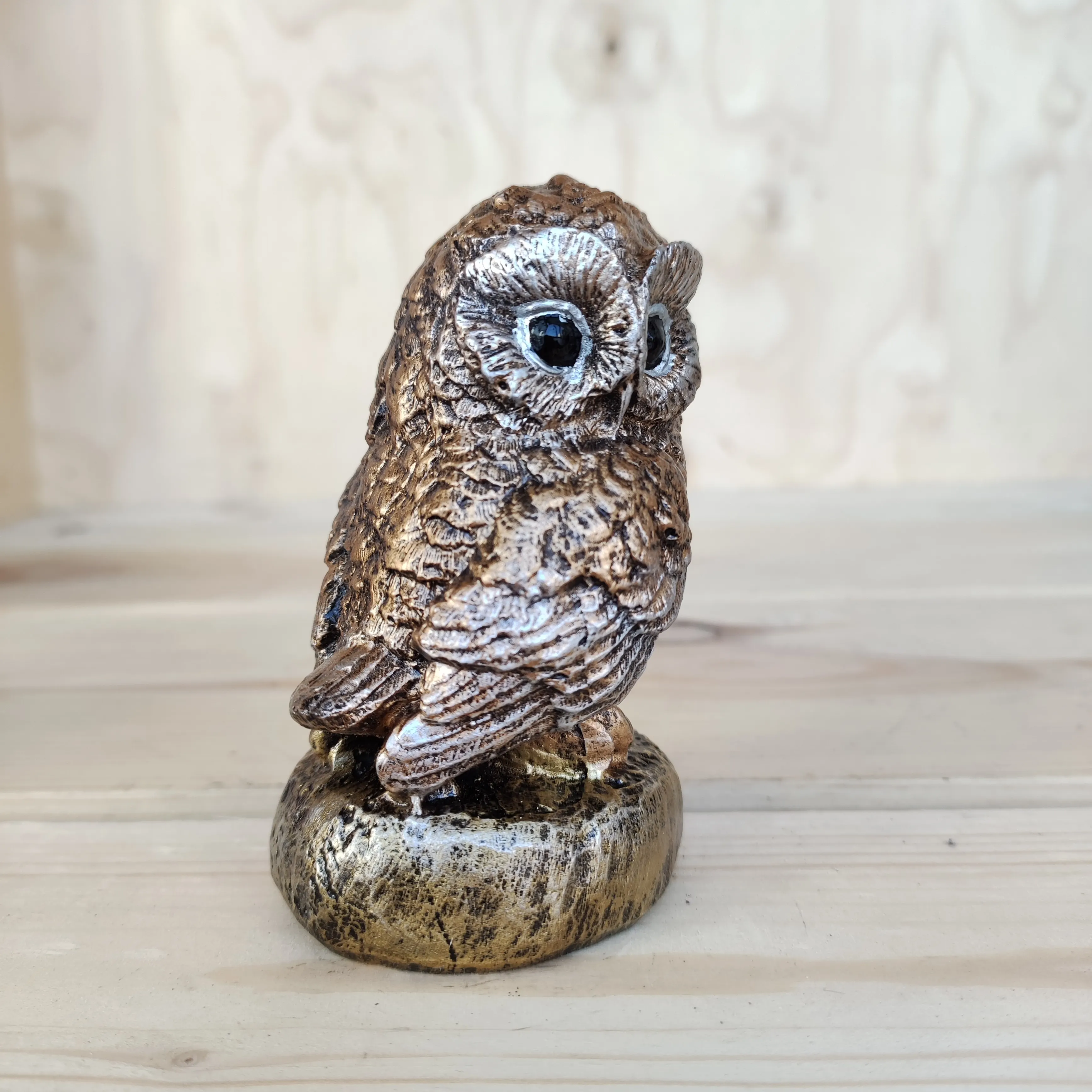Фигурка совы для декора интерьера дома. Для домашнего декора: фигурки, статуэтки, подарки и украшения комнат.