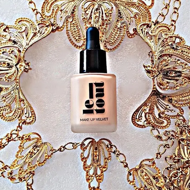 Мерная бархатная Жидкая основа для макияжа матовая 30 мл натуральный макияж