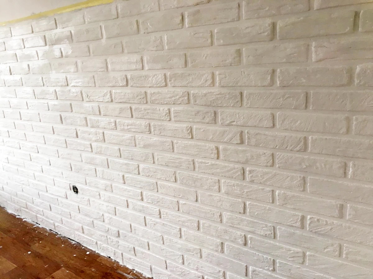 Стеновая панель компакт брик. Кирпич гжельский гипсовый. Настенная наклейка кирпич. Декоративный кирпич. Кирпич гипсовый 620×250 шовный.